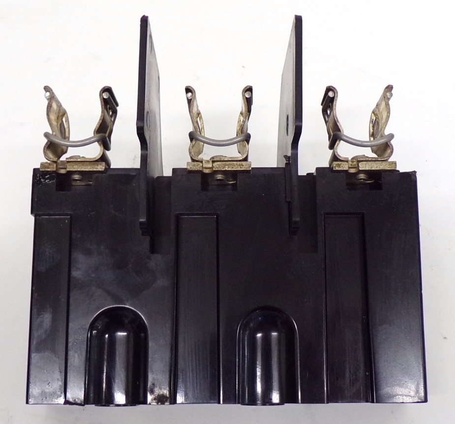 ALLEN BRADLEY FUSE BLOCK, CAT NO. 1494V-FS30, SERIES A, 30 AMPS, 600 VOLTS