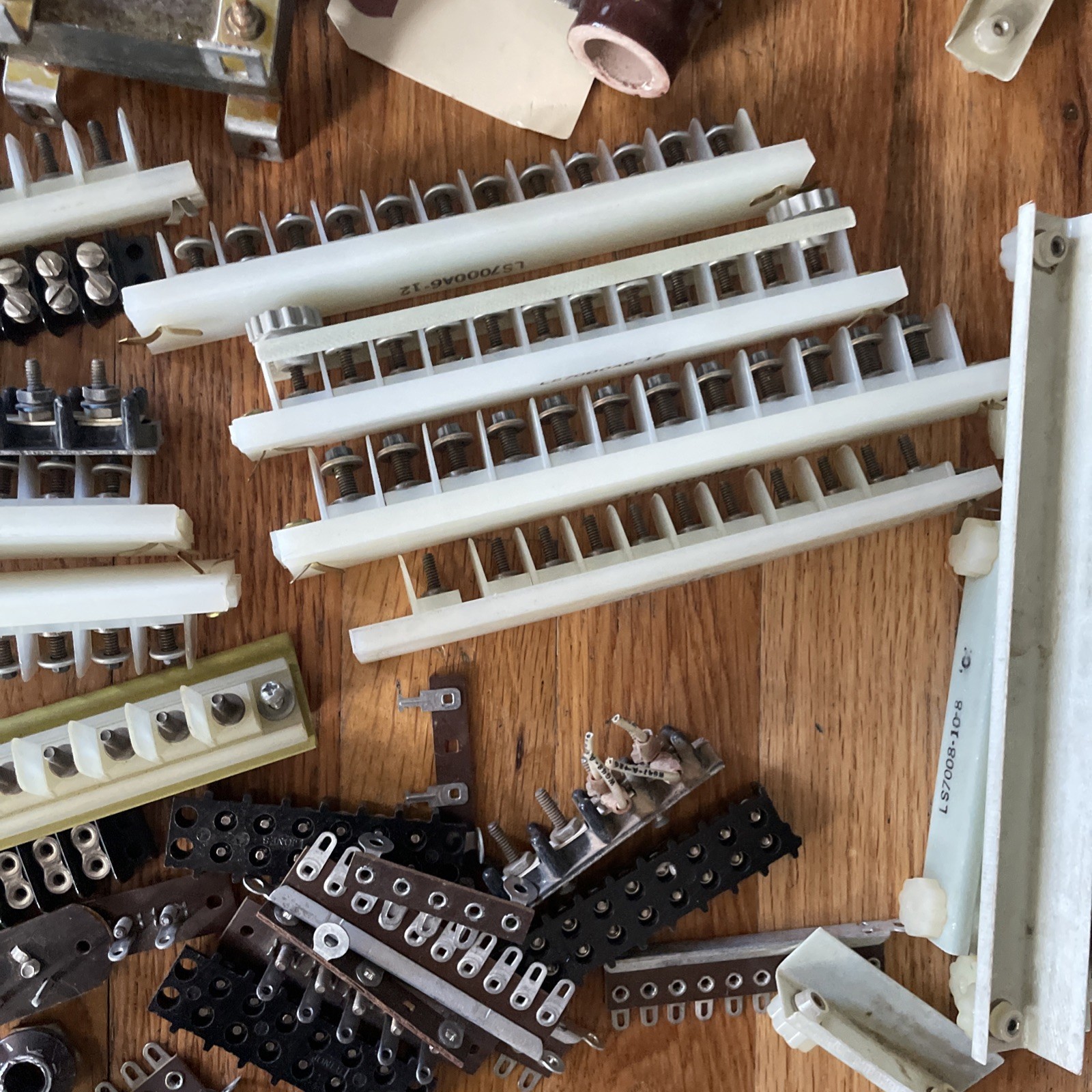 25lb Lot Vtg Electronic Parts Components Capacitors Transformers Microswitches +