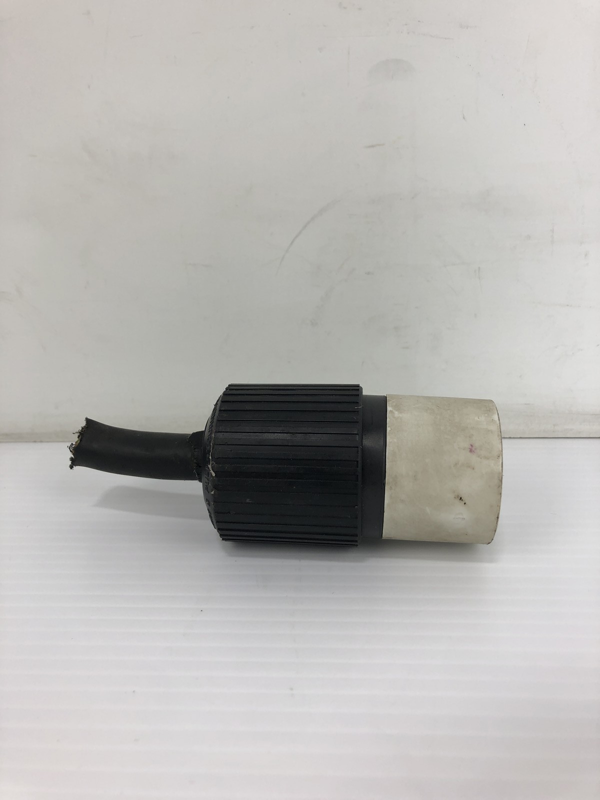 Hubbell Bryant Turn and Pull Receptacle NEMA L15-20 20A 250V 3PH