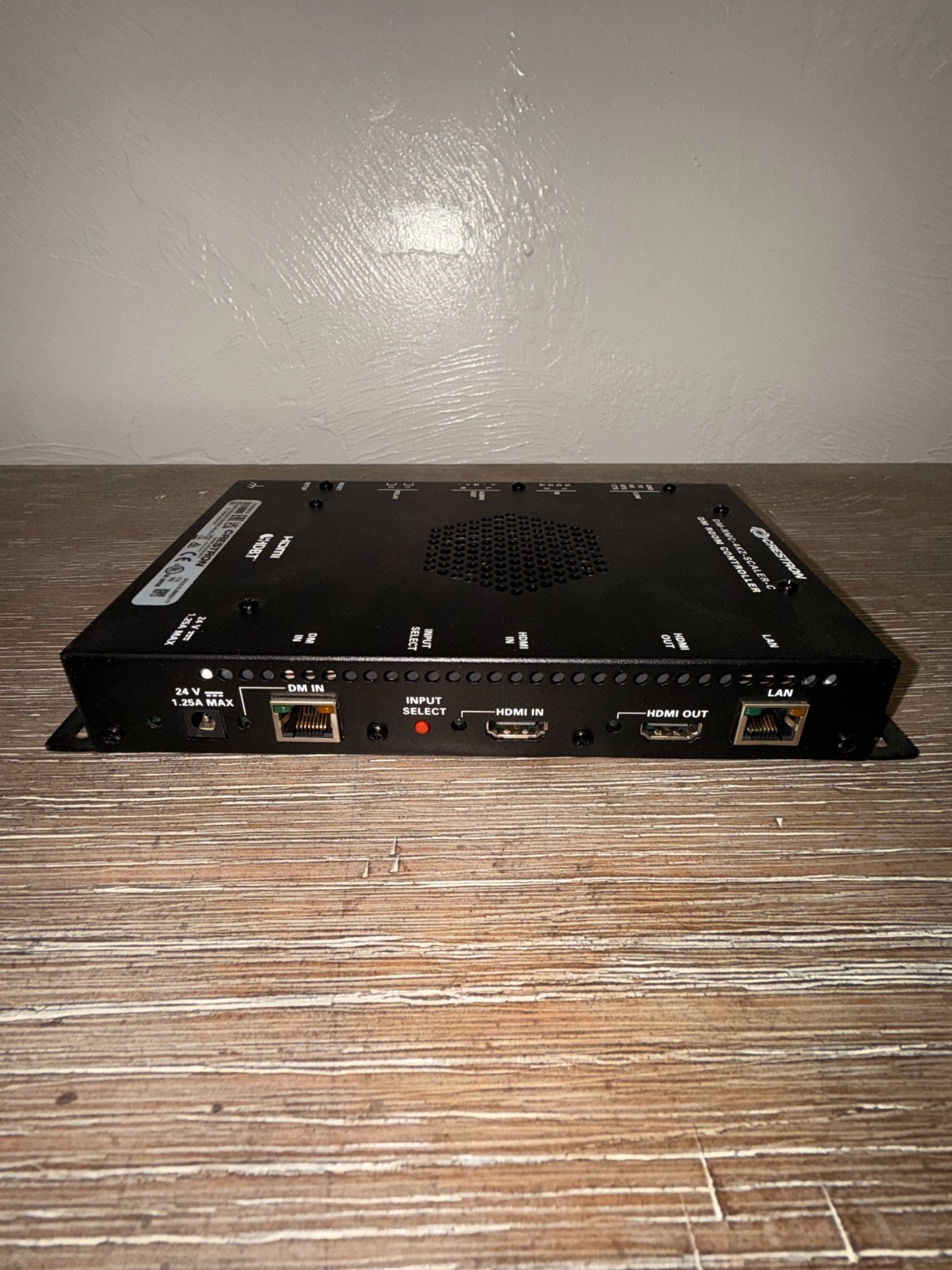 Crestron DM-RMC-4KZ-SCALER-C 4K DigitalMedia 8G+ Receiver and Room Controller