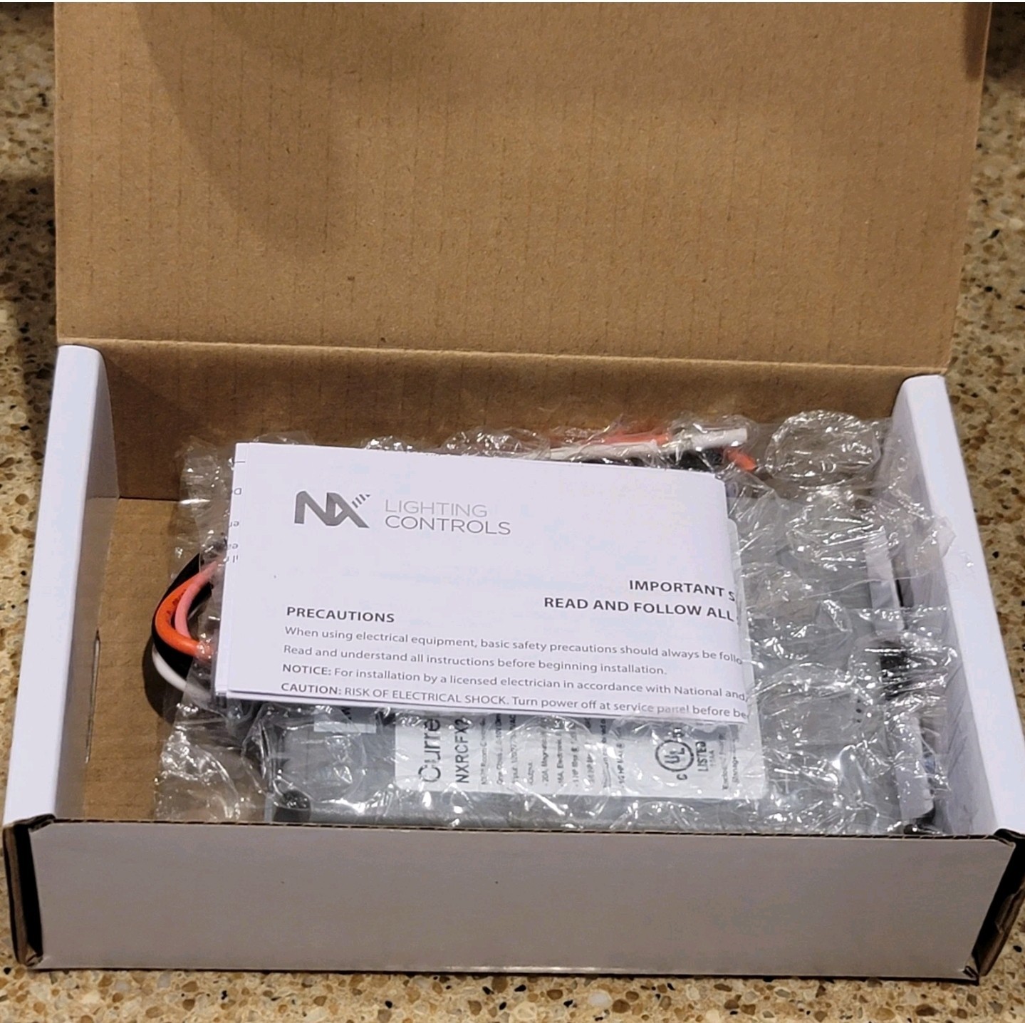 NX Lighting HUBBELL NXRCFX2-1RD-UNV Room Controller, FX Bus Compatible, 1 SPST