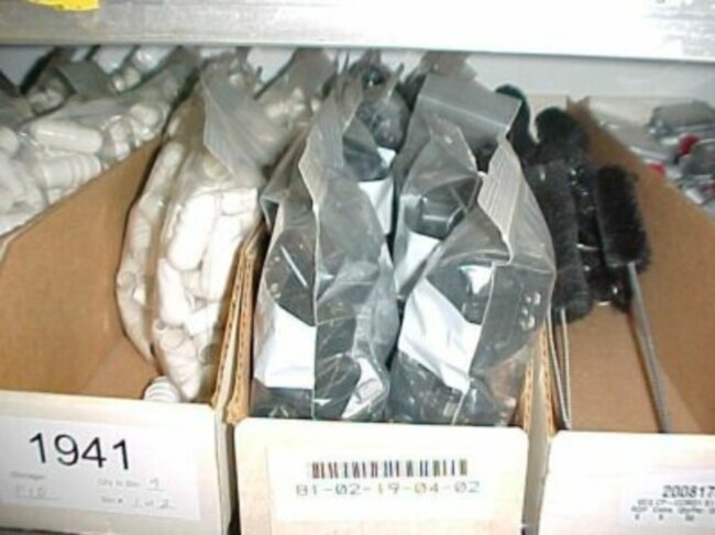 Lot 15 Unknown Electrical Connectors Receptacles, Sockets, Parts Salvage Freight