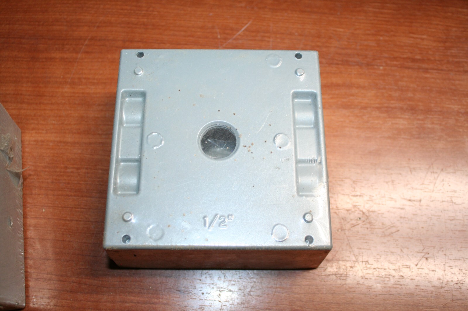 Red Dot 2IH5-1 2 Gang Metal Outdoor Box Extension 5 Hole Gray QTY:3