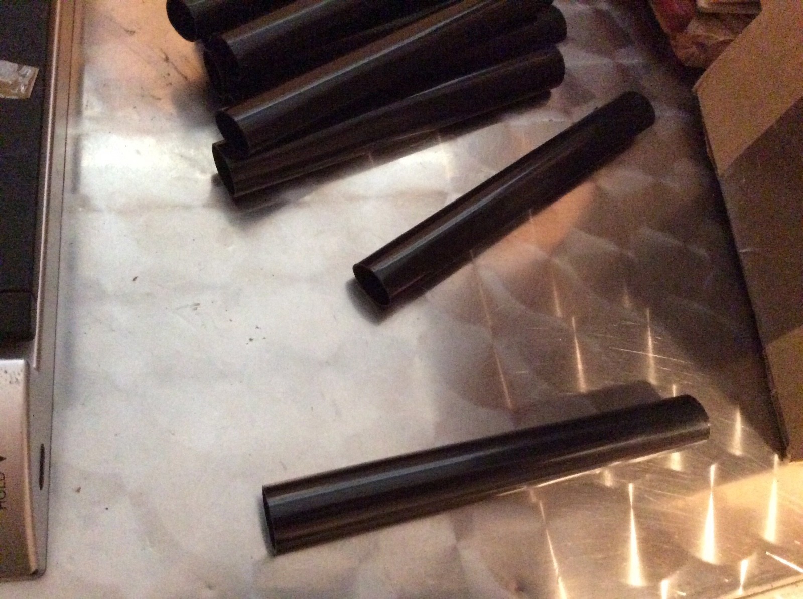 BOX of 5/8″ Black Heat Shrink Tubing 210 pc 41mm overstock SURPLUS LOT 210 PCS