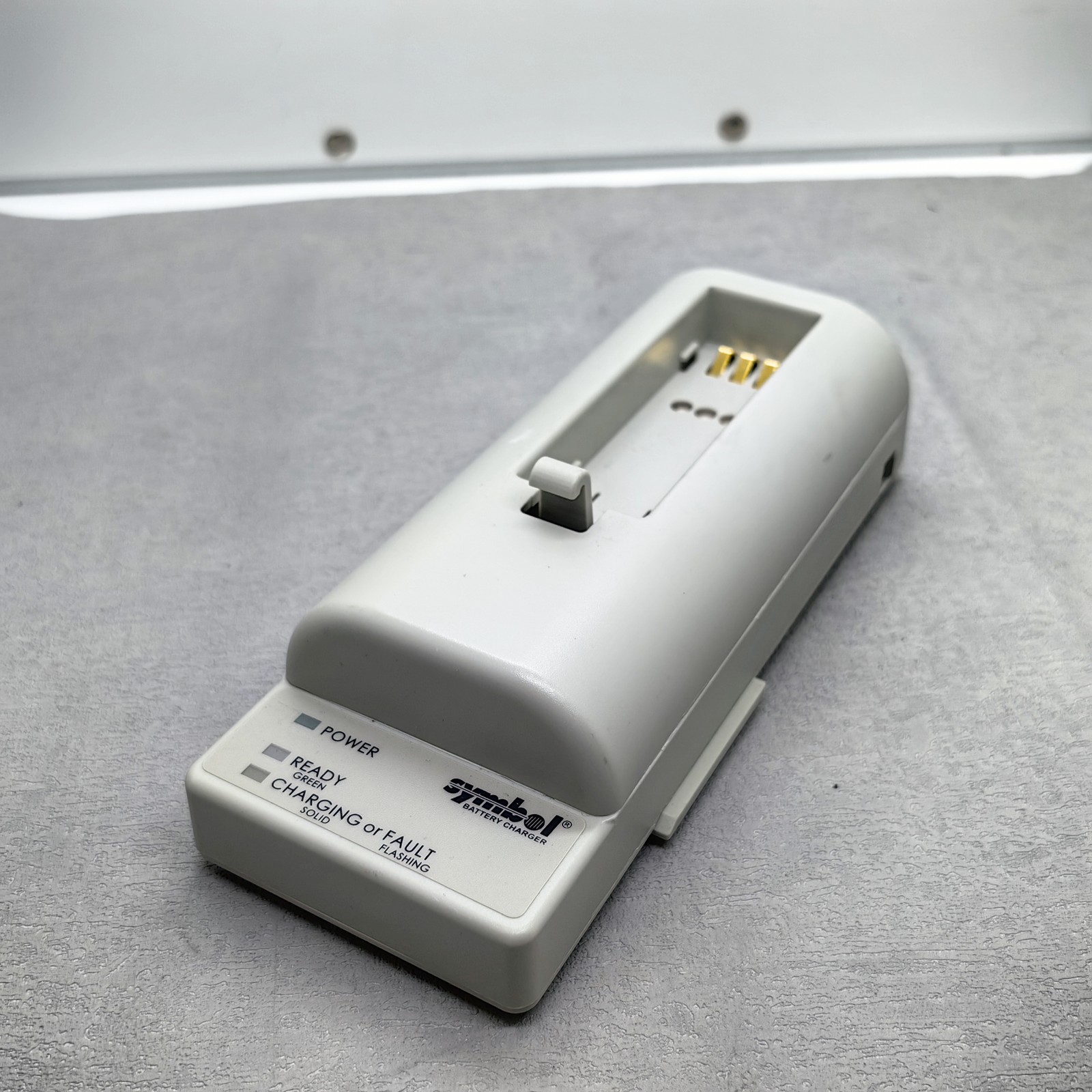 Symbol 21-32665-46R Battery Charger Adapter