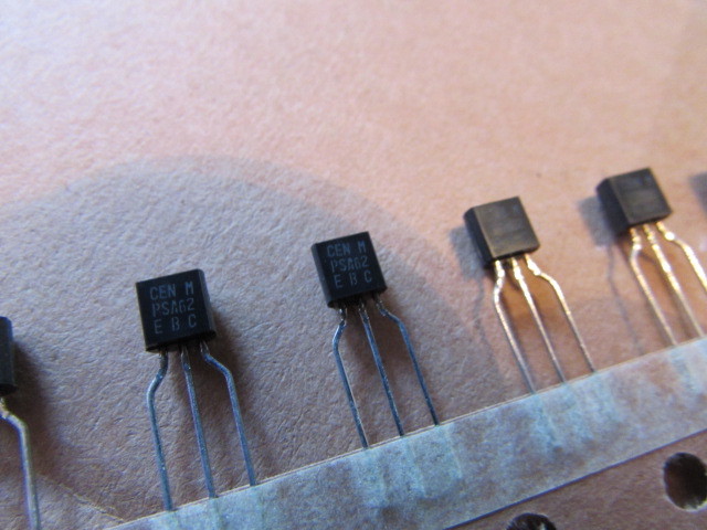 MPSA62 Central Semi Darlington PNP 20V 500mA 3-Pin TO-92 Rohs Pb Free, 25 pieces