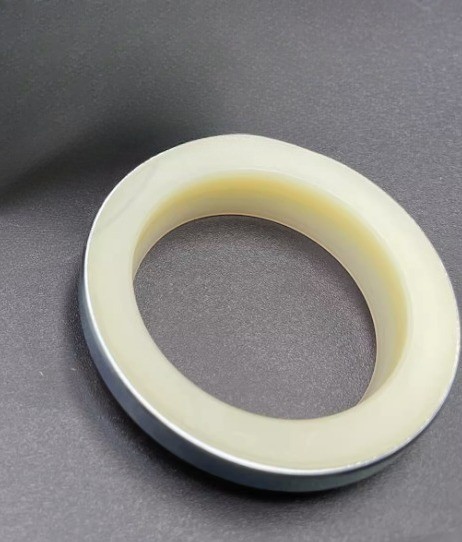 Qty:1 New DKI45*57*7/10 Iron shell skeleton dust-covered