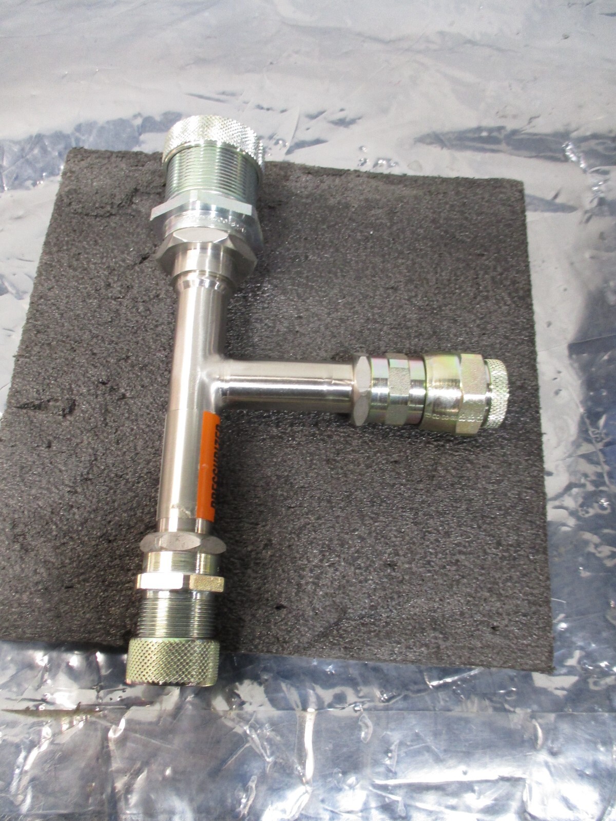 AMAT 3300-05698 Fitting Aeroquip Adaptor Helium, 110648