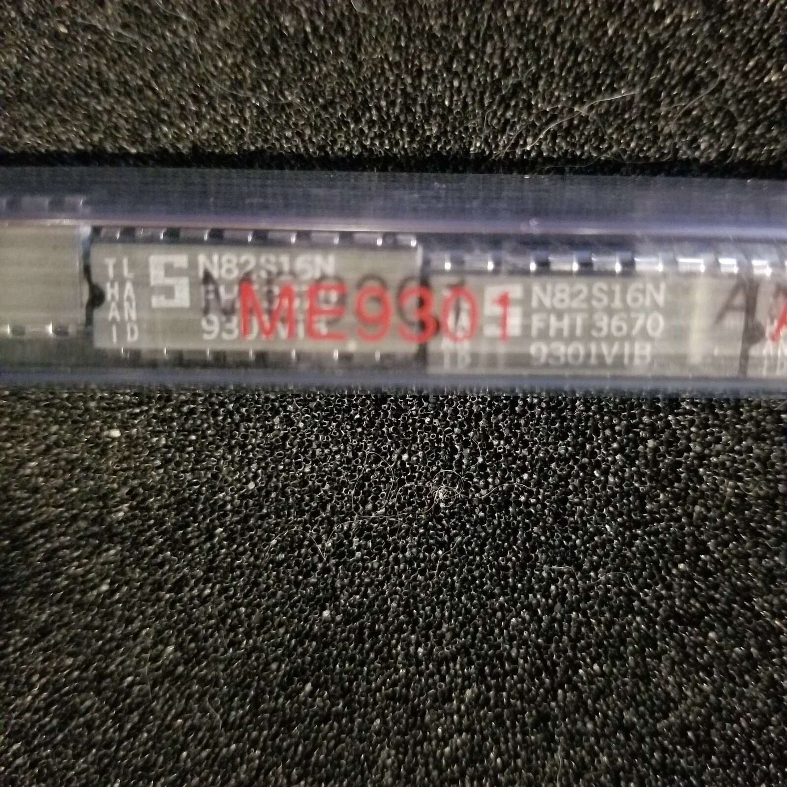 Signetics (2 pcs) N82S16N 256 X 1 ram, unused USA stock = 74s200, 27ls00, 74s201