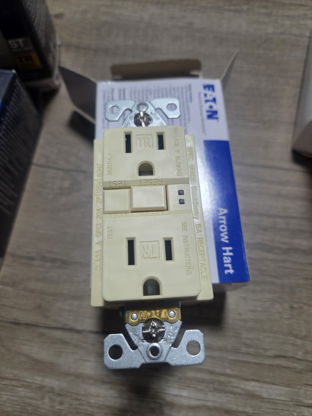 2 Eaton TRSGF20FV GFCI Receptacle, 20A, Res/Comm, Flush, 125 V, Ivory And 1 15A