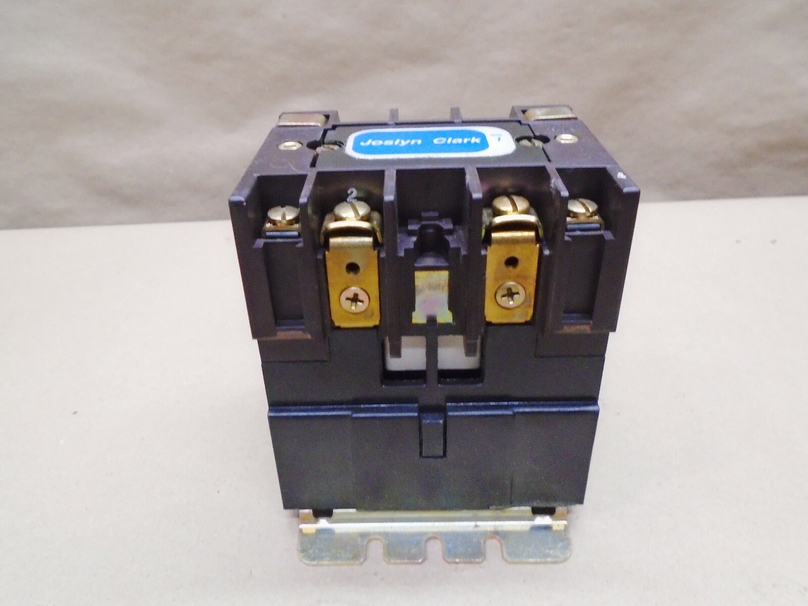NEW Joslyn Clark T77U011-76 AC Magnetic Contactor Starter Size 1 30 Amp 1 Pole