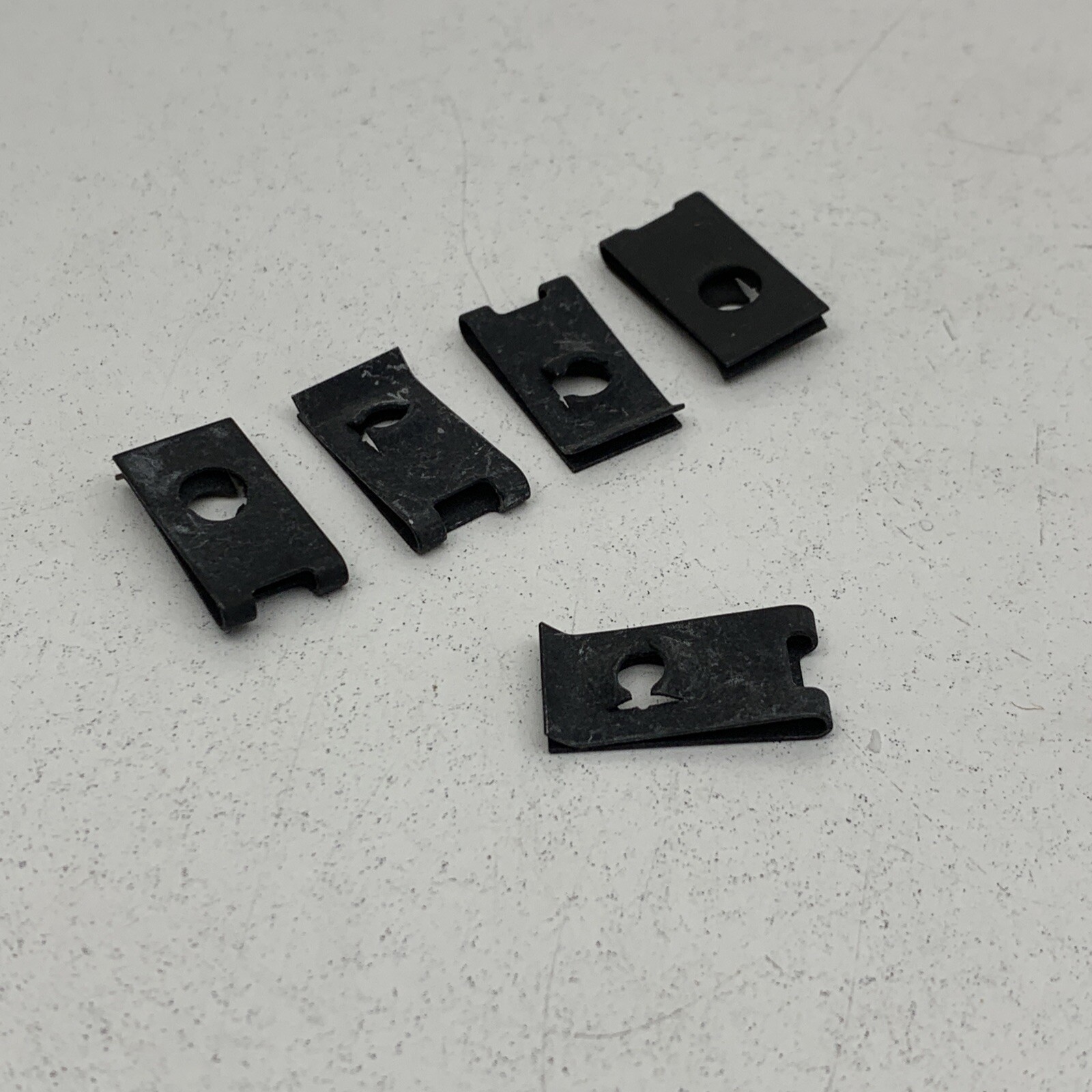(12-Pack) 3/16″ Screw Thread U-Clip Speed Nuts, Black