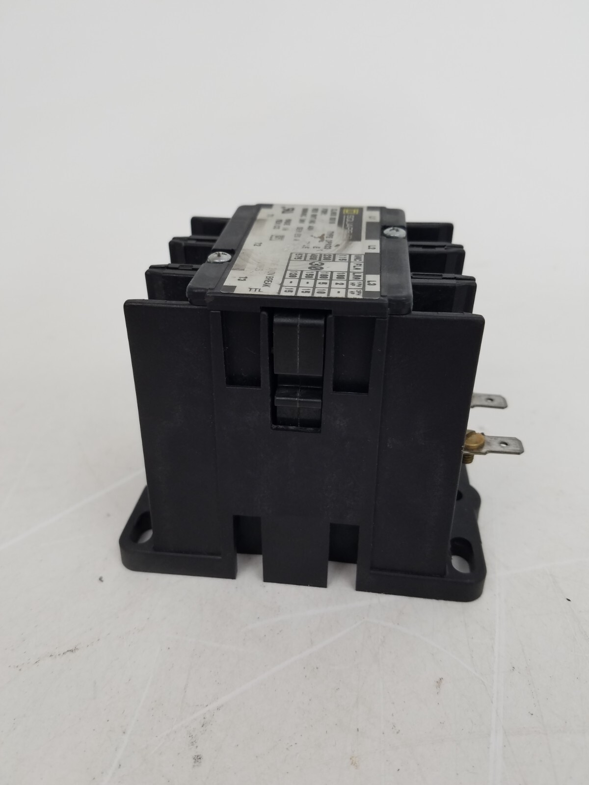 8910-DPA33 Square D Contactor 24V Coil *NEXT DAY OPTION* NEW TAKEOUT