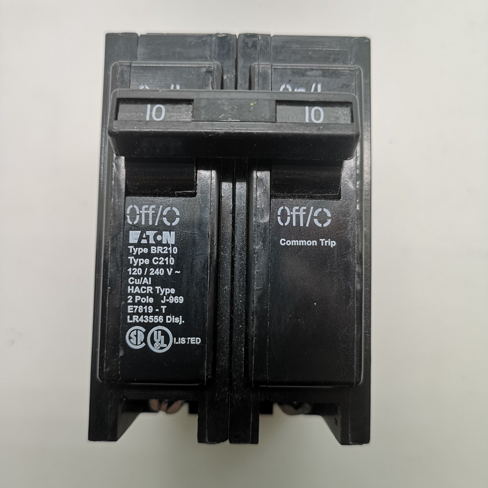 Eaton Cutler-Hammer BR210 C210 Circuit Breaker