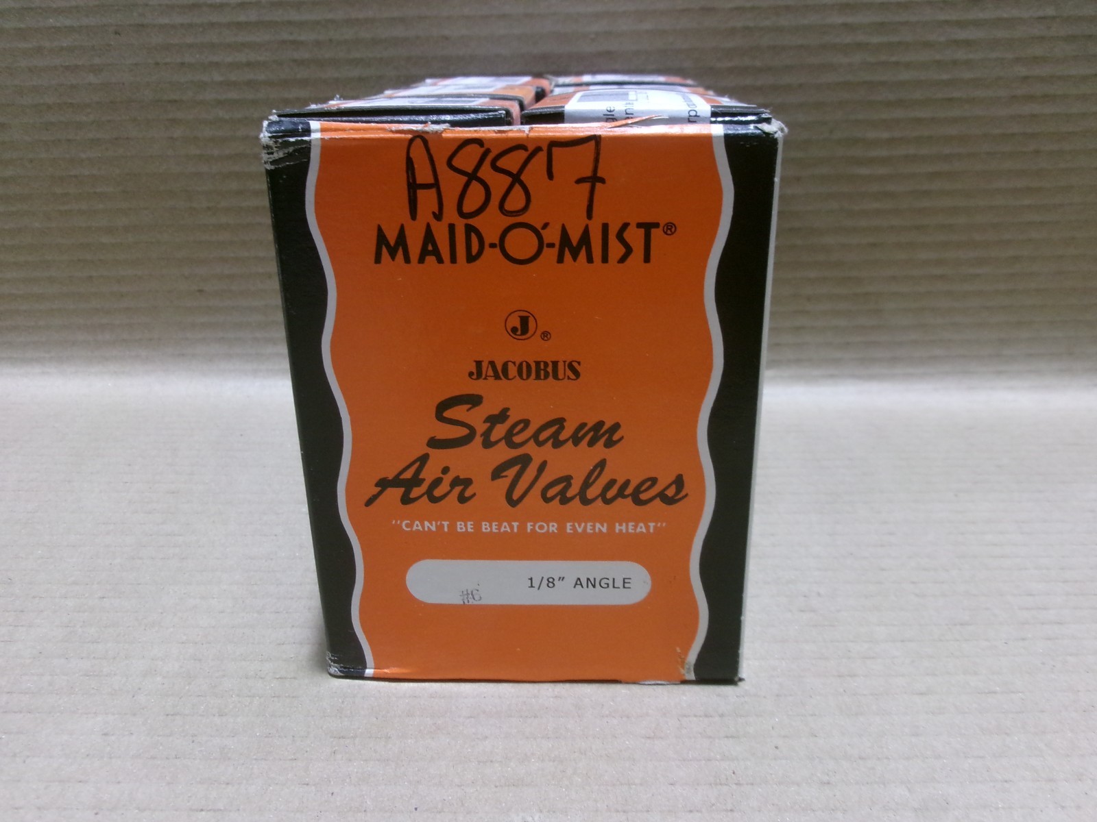 Maid-O-Mist A887 Box of 12 #6 1/8″ Angle Radiator Vent Valve AK
