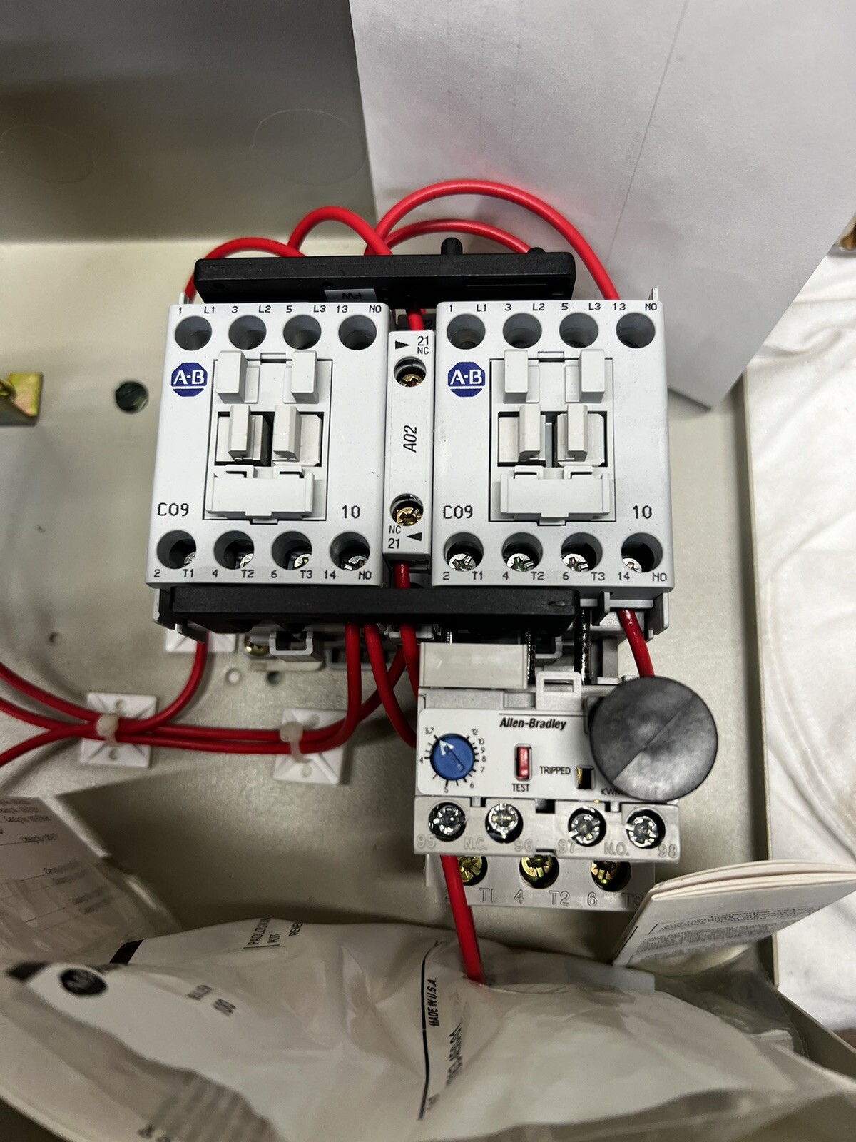 ALLEN BRADLEY 105-C09ADA1F-1-7