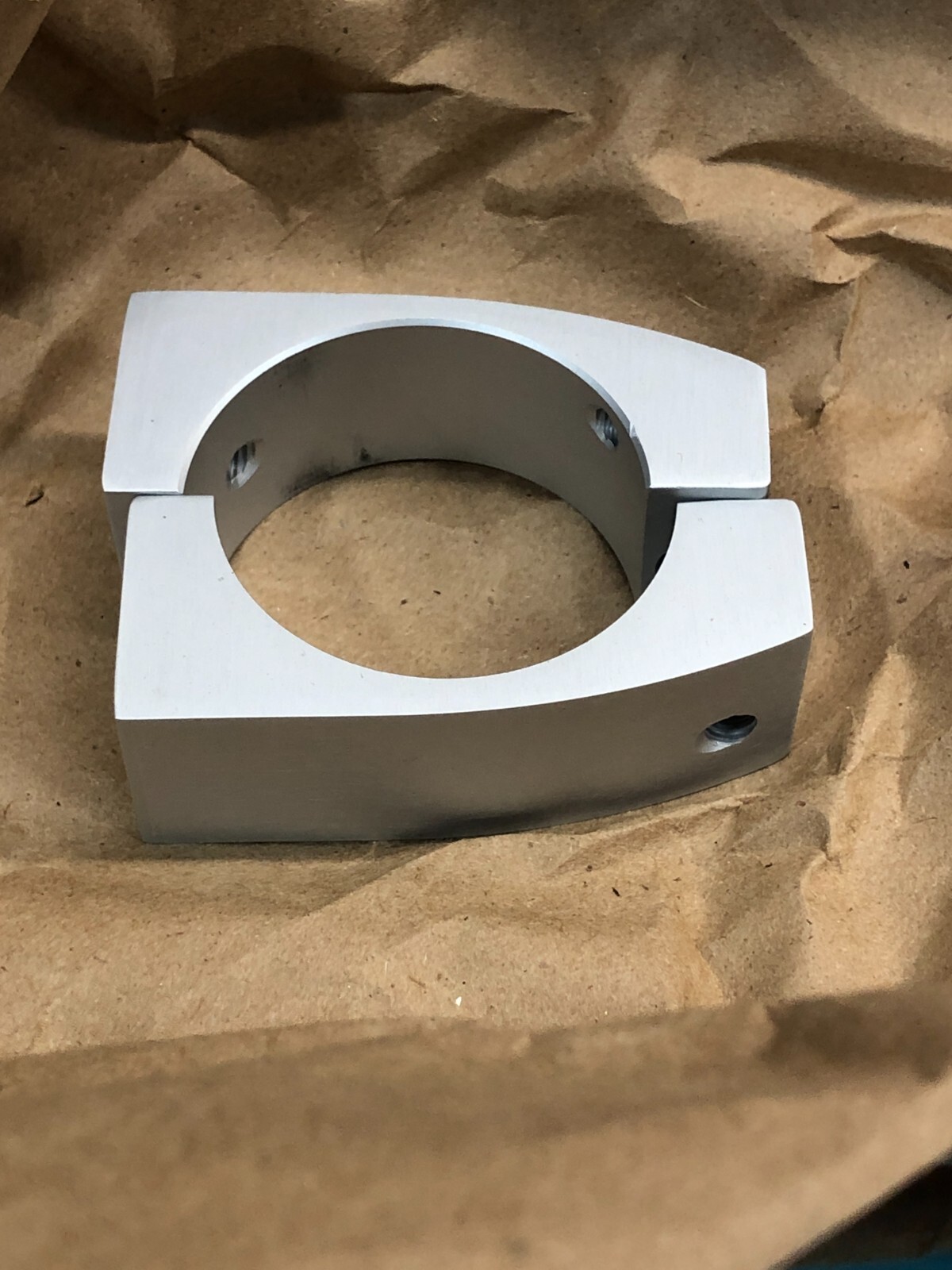 3 ERGOTRON 60-199-003 KIT, HDW, POLE CLAMP, SINGLE,696-565-01,ROHS, 192040