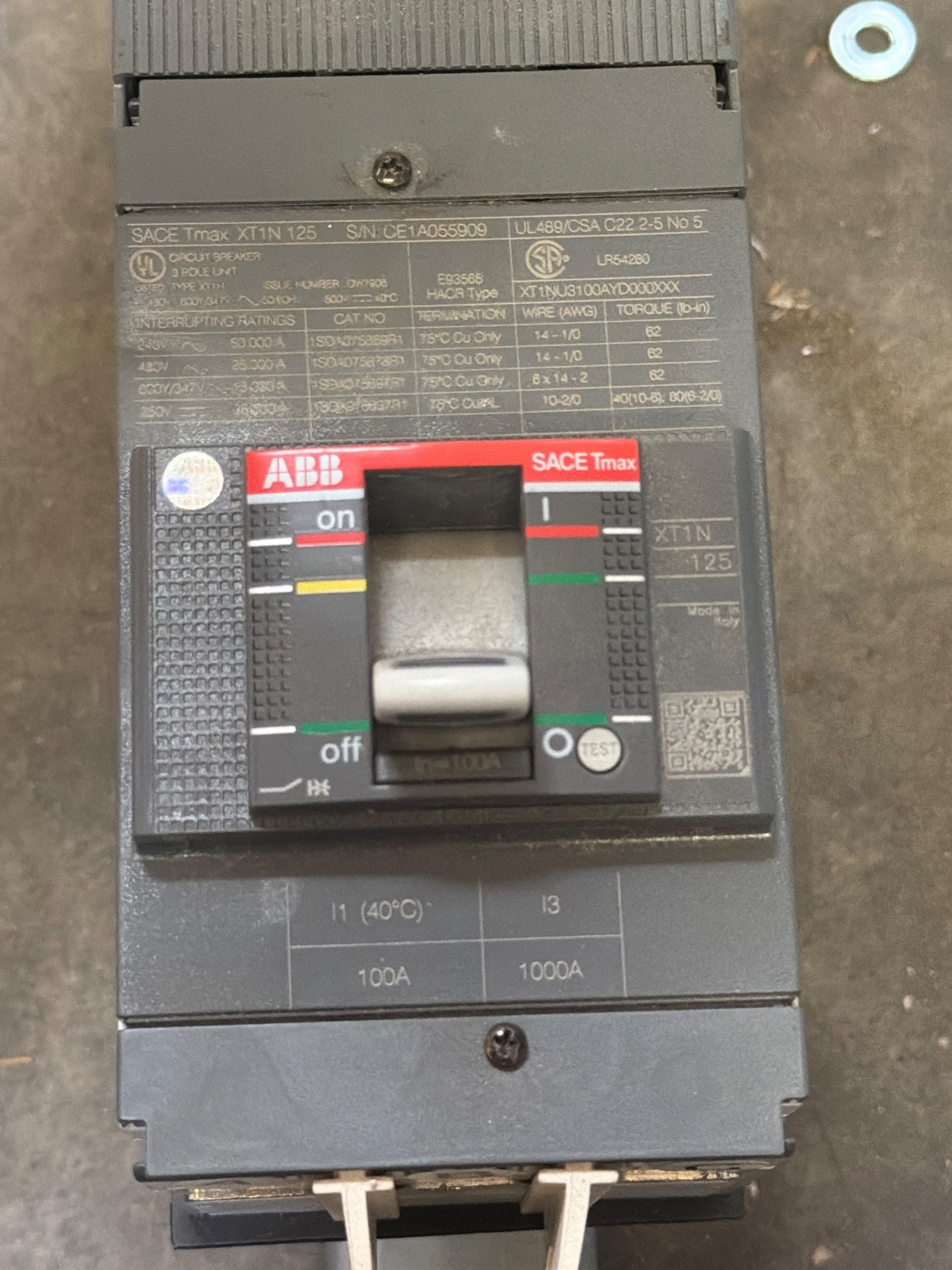 ABB ReliaGear Next Circuit Breaker 100A 3 Pole XT1NU3100AYD000XXX