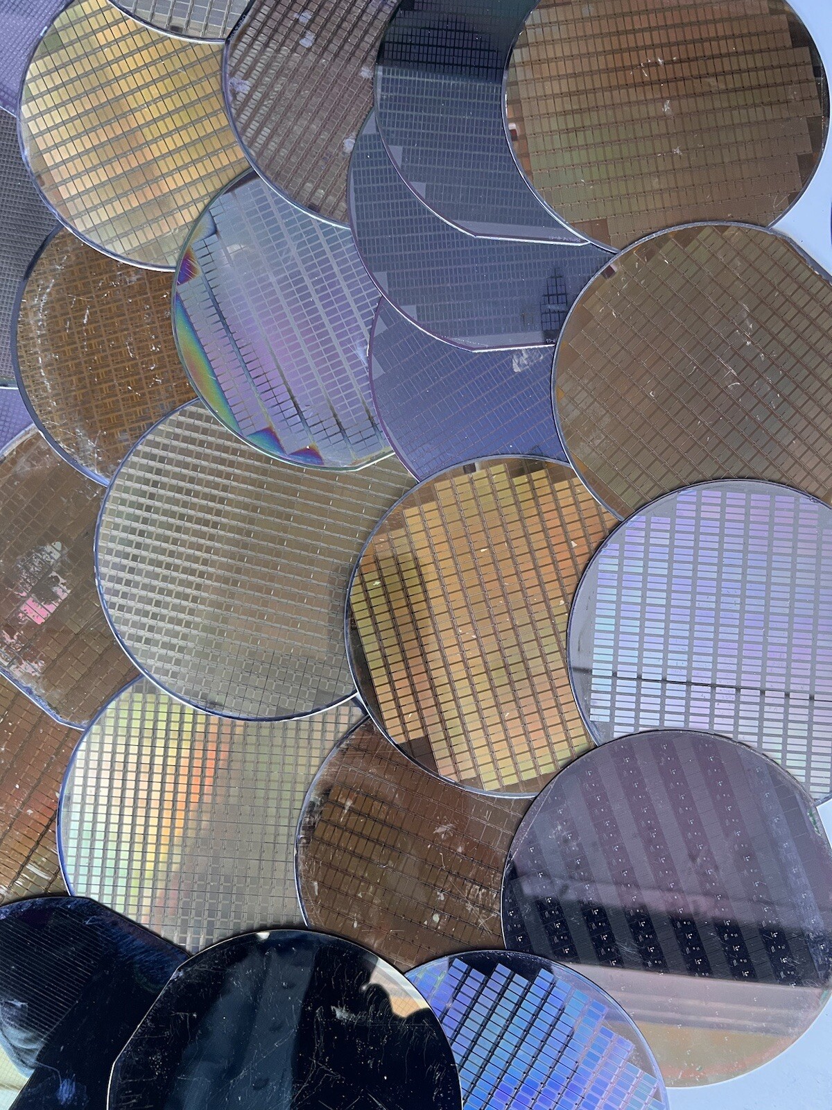150 MM 6” PATTERNED SILICON WAFERS, LOT OF 50 500 To 600um Thick