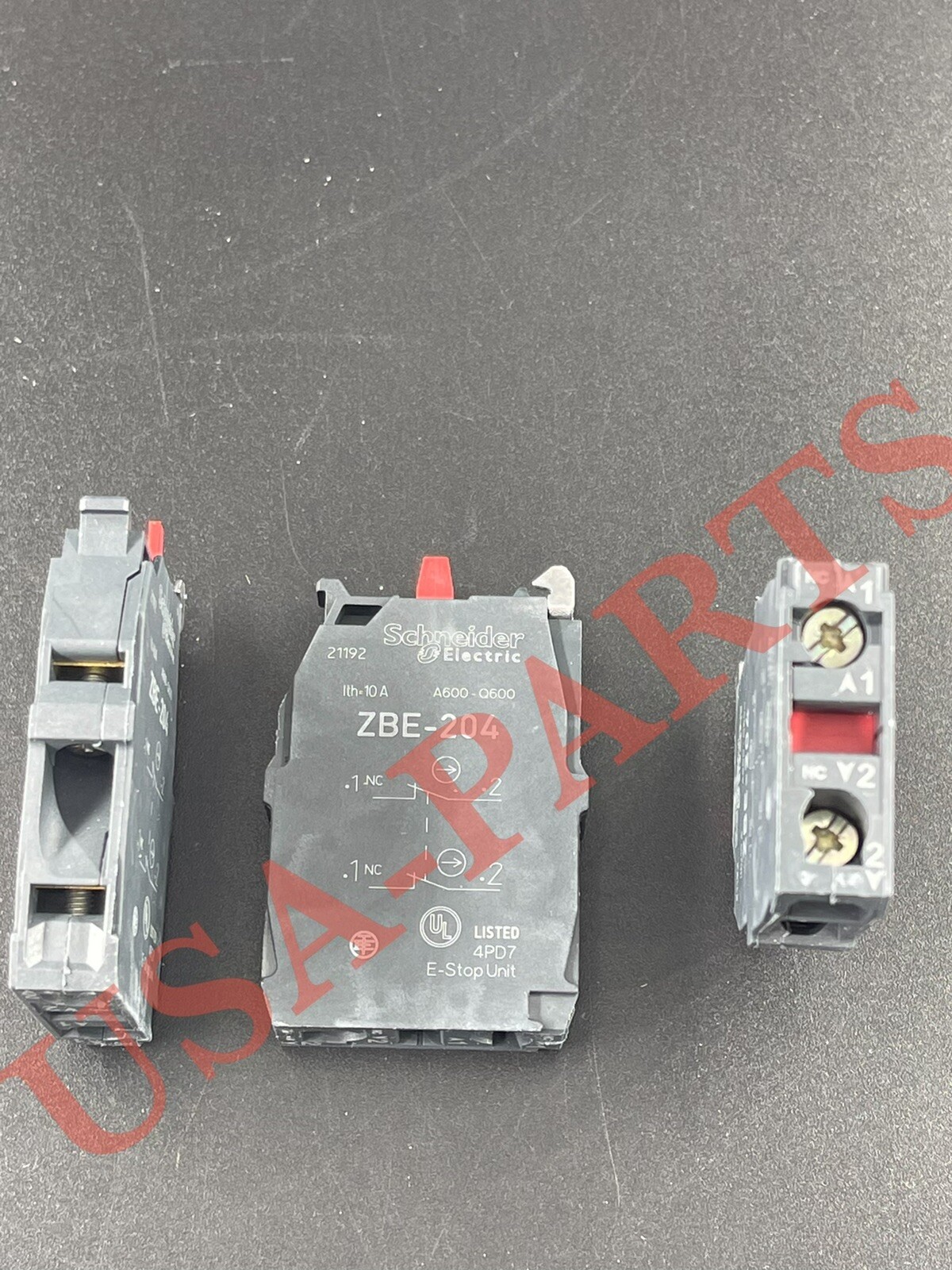 NEW SCHNEIDER ZBE-204 ZBE204 CONTACT BLOCK *Free Same Day Shipping By 6 pm*