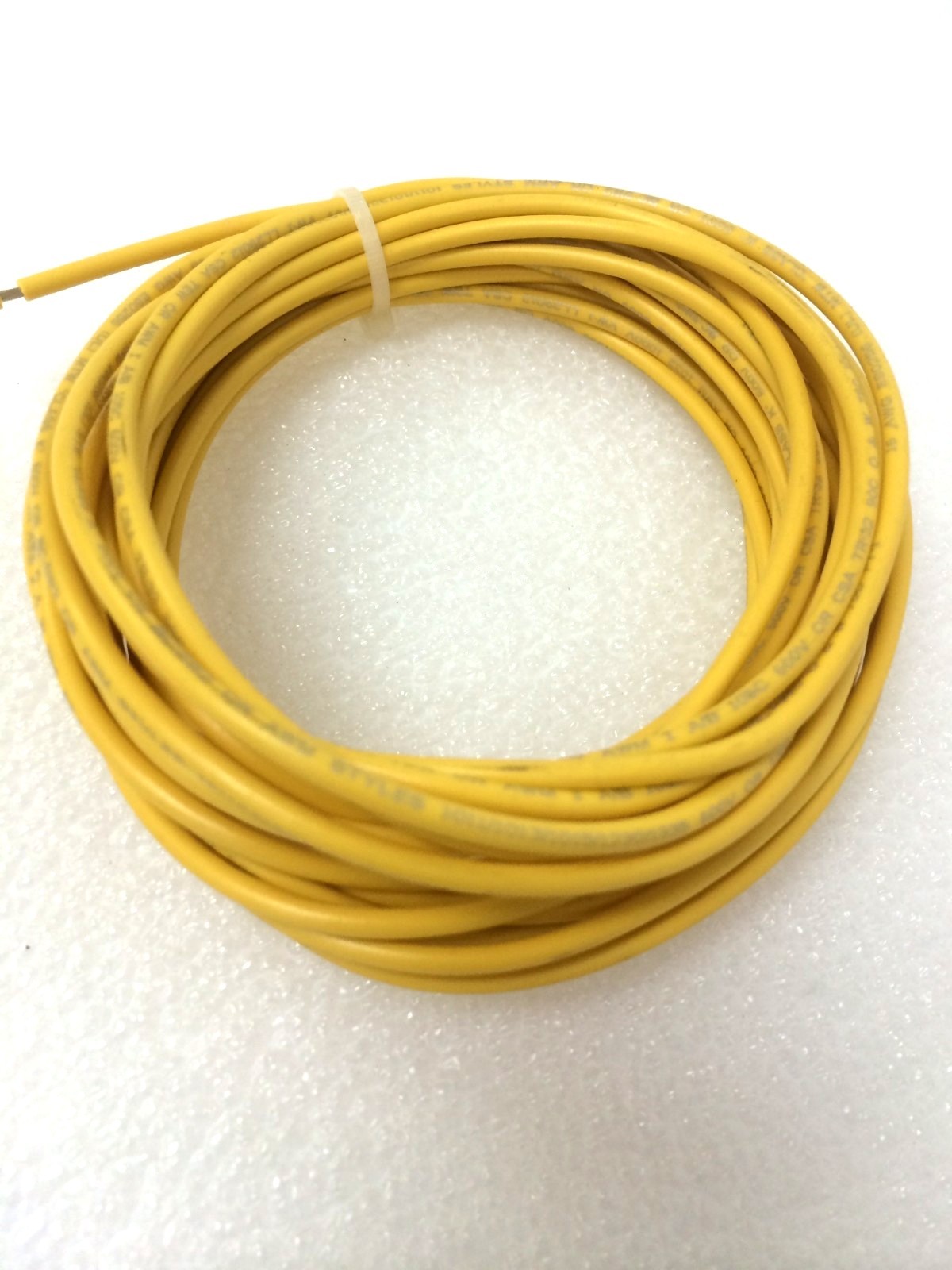 16 AWG MACHINE TOOL WIRE E-80256 UL MTW 600V BC-5W2 24Ft Yellow Qty 2