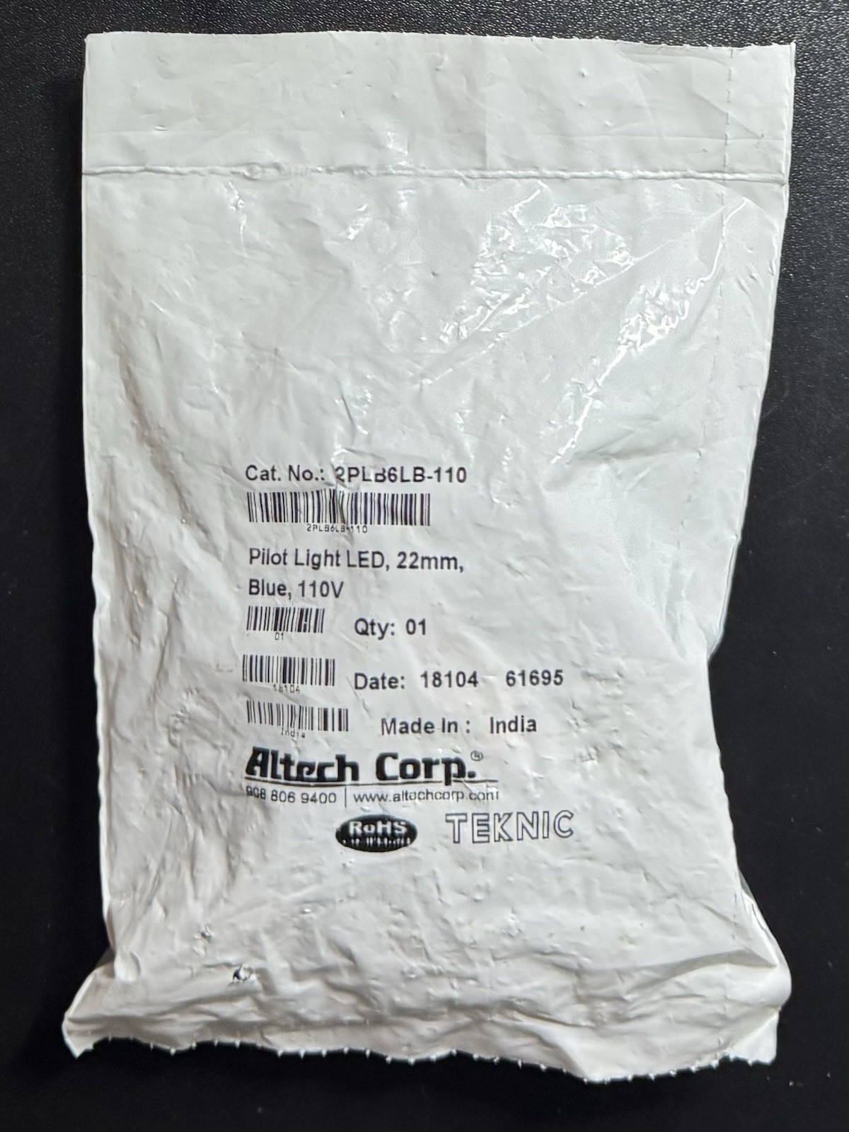 Altech Corp 2PLB6LB-110, Pilot Light, LED, 22mm, Blue, 110V, New Sealed, Teknic