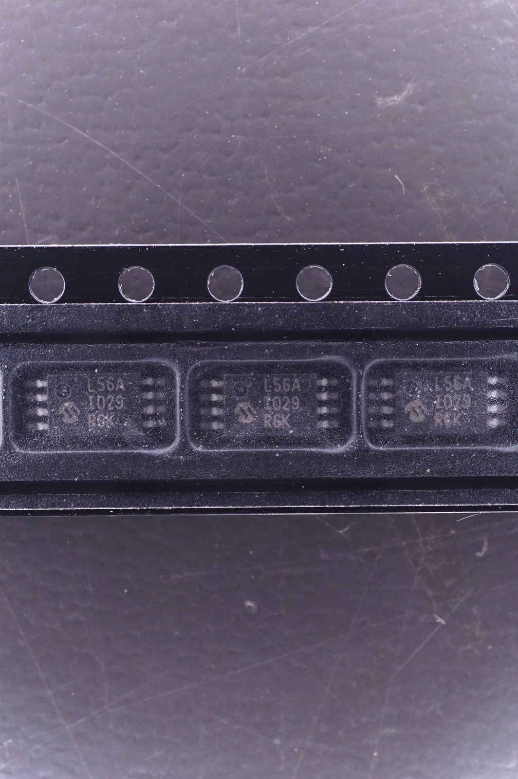 Lot of 20 93LC56AT-I/ST Microchip EEPROM Memory 2Kb 256 x 8 2MHz 6ms SMT 8-TSSOP