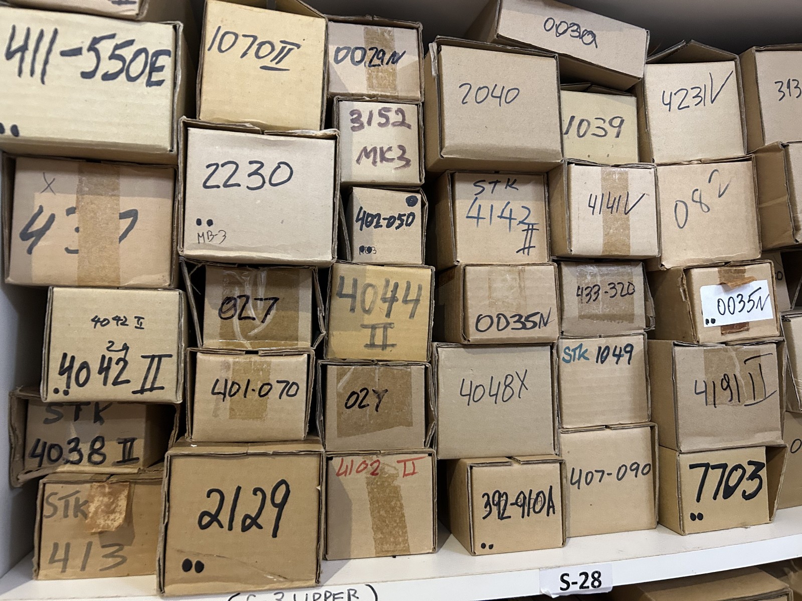 LOT OF 100 STK080+082+082G+1039+1060+1070+1070A+2025+2082II+2029 NEW DORIGINAL