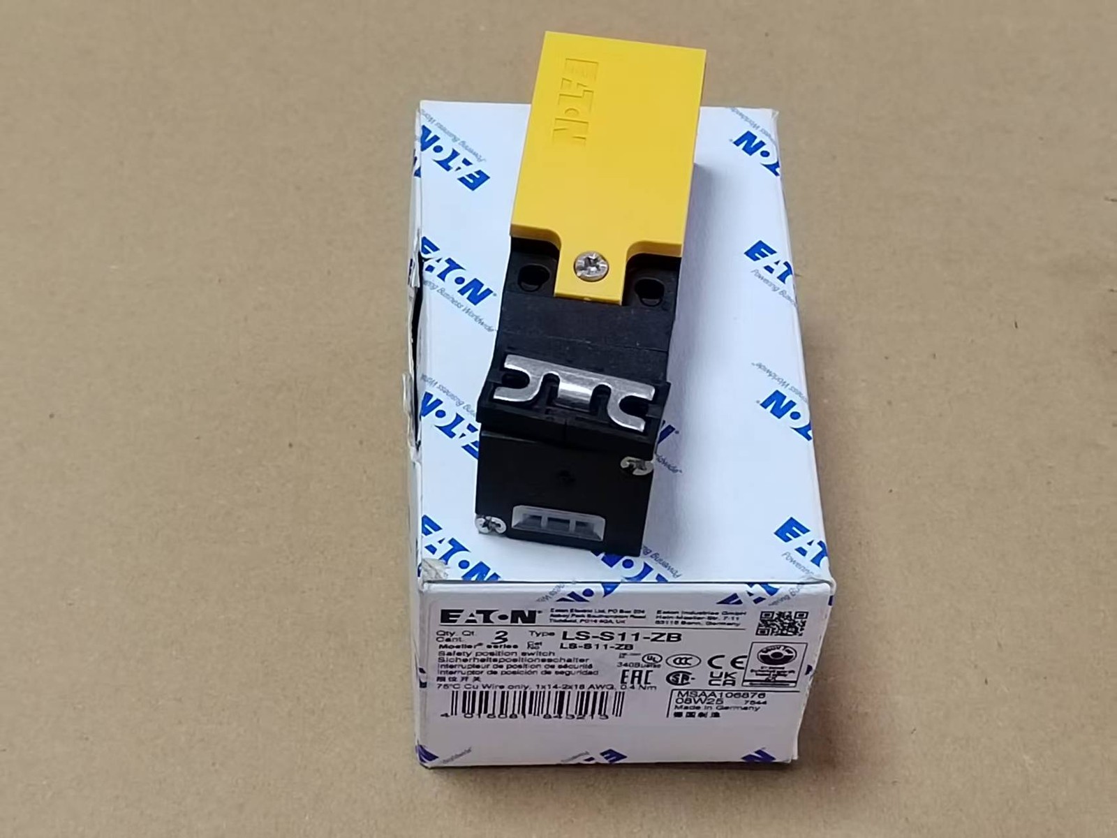 1PC NEW FOR EATON LS-S11-ZB limit switch