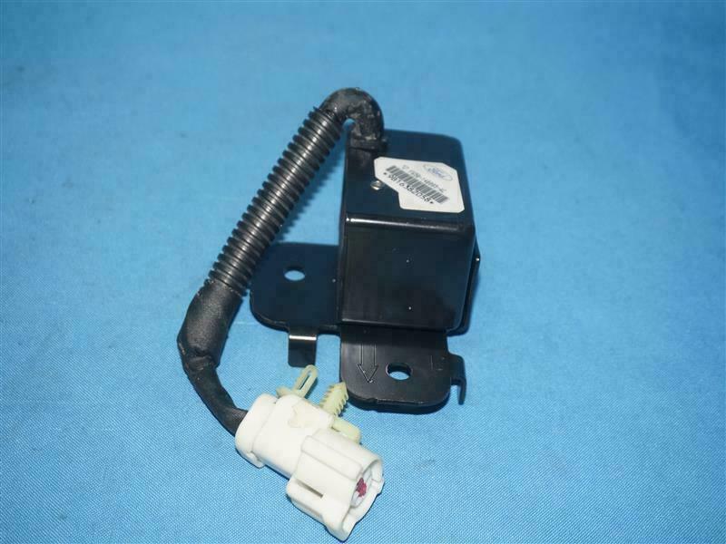 Ford F65Z-14B005-AC F65B-14B005-AC F65Z14B005AC F65B14B005AC Impact Sensor NEW