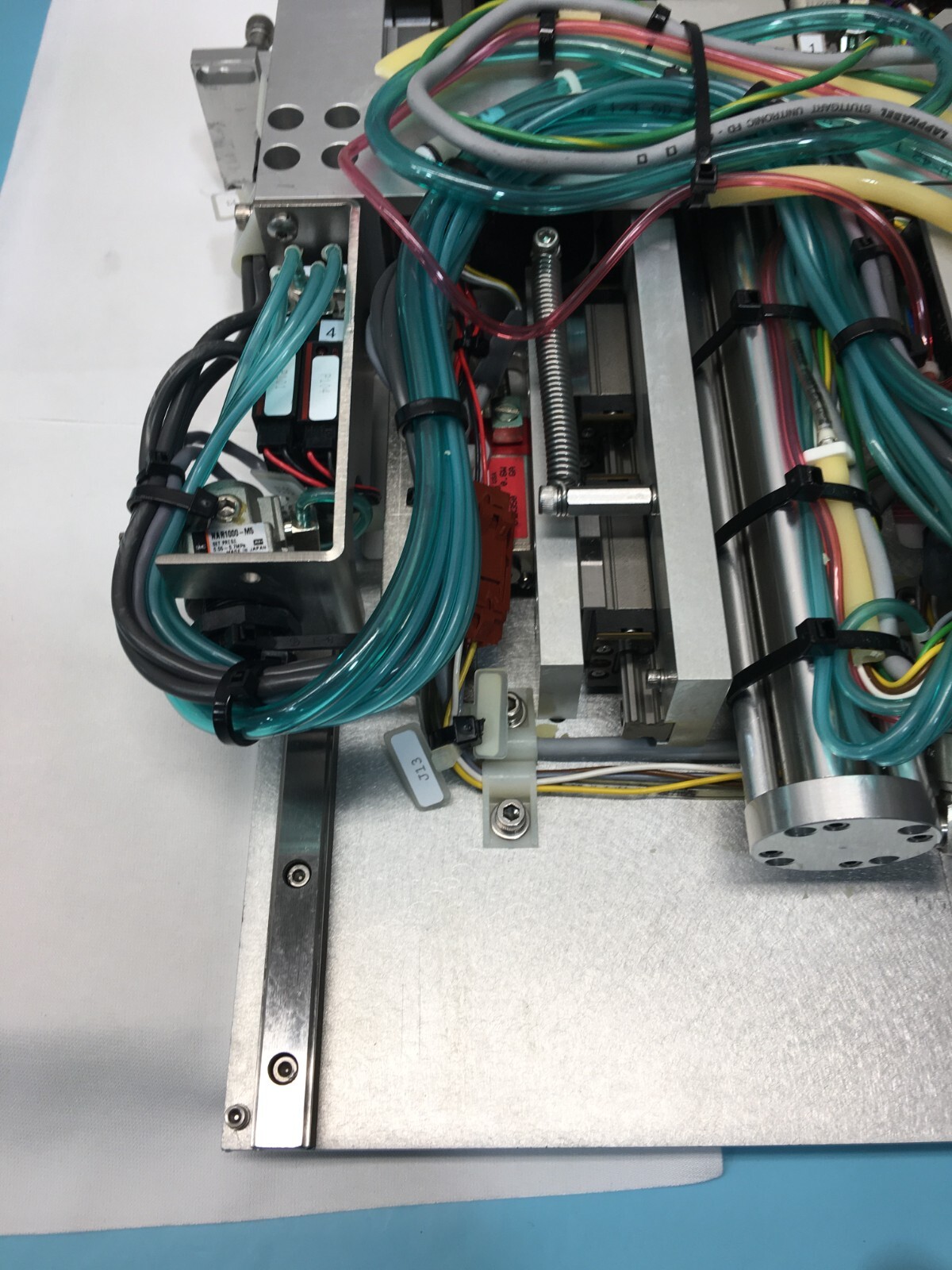 Silicon Valley Group SVG 99-46450-01 Wafer Shuttle Arm Robot Assy SE, 149455