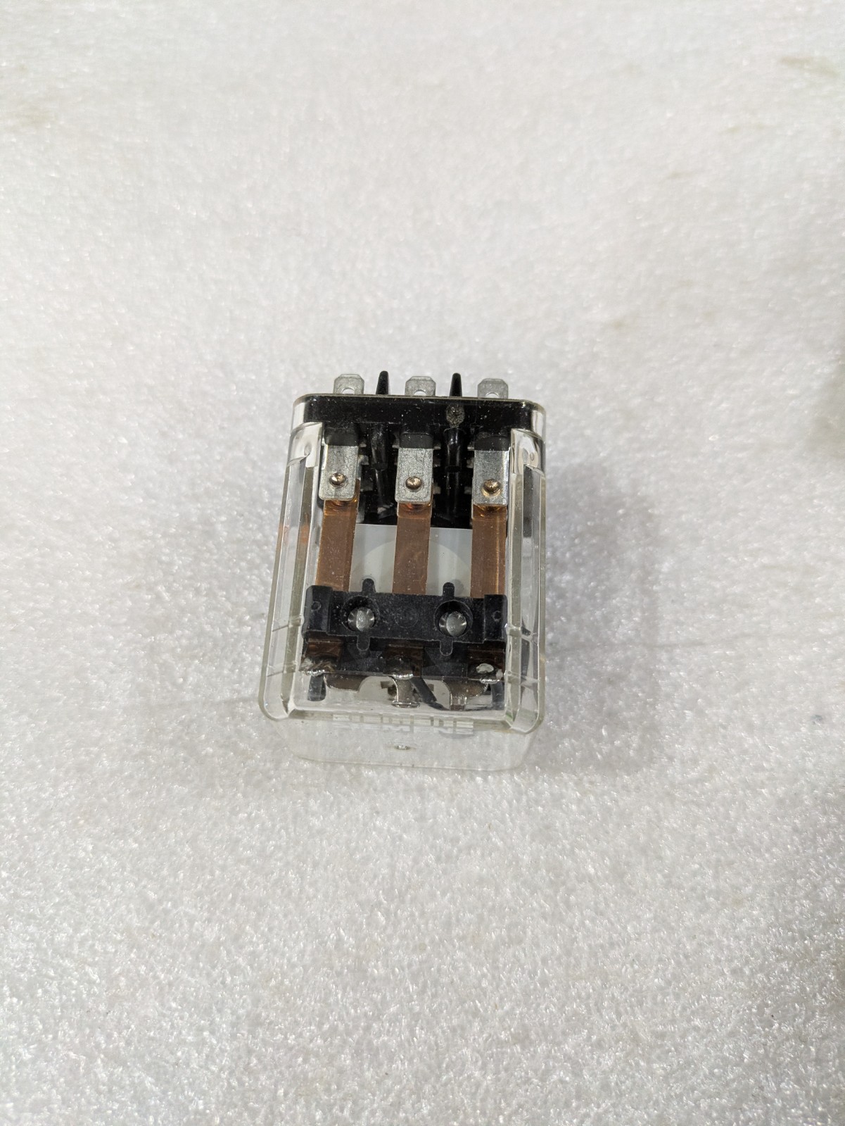 SIEMENS KUP14A15120S SUP14A15120 RELAY SOCKET MOUNT 120VAC