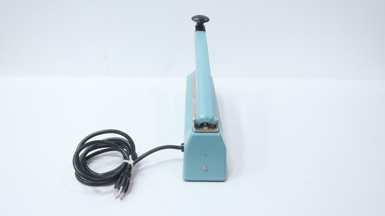 Uline H-190 Tabeltop Impulse Poly Bag Sealer 120v-ac 580w