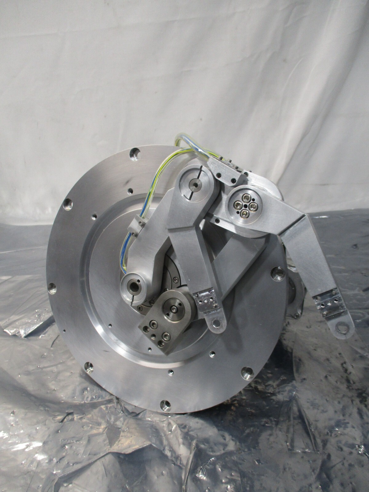 Applied Materials AMAT 0242-70220W P5000 Robot Drive, 8 “, KIT, 112738