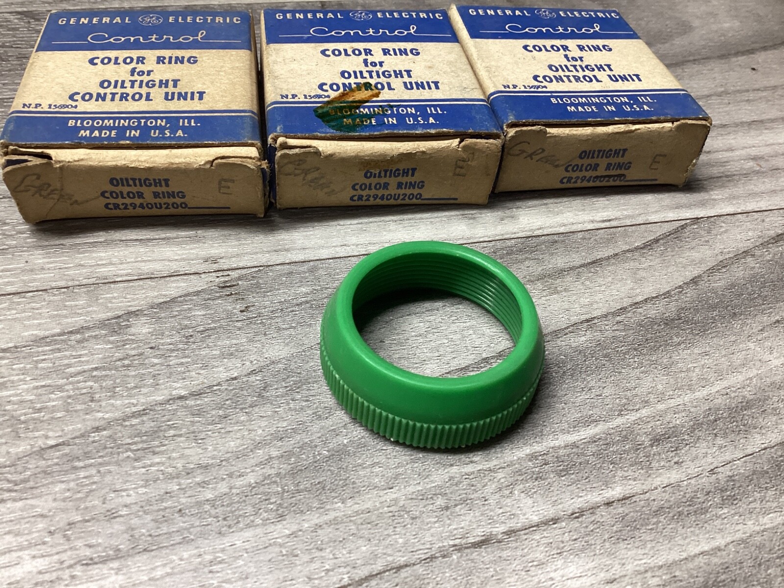 LOT OF 2 GENERAL ELECTRIC CR2940U200E GREEN COLOR RING #107K41*CO
