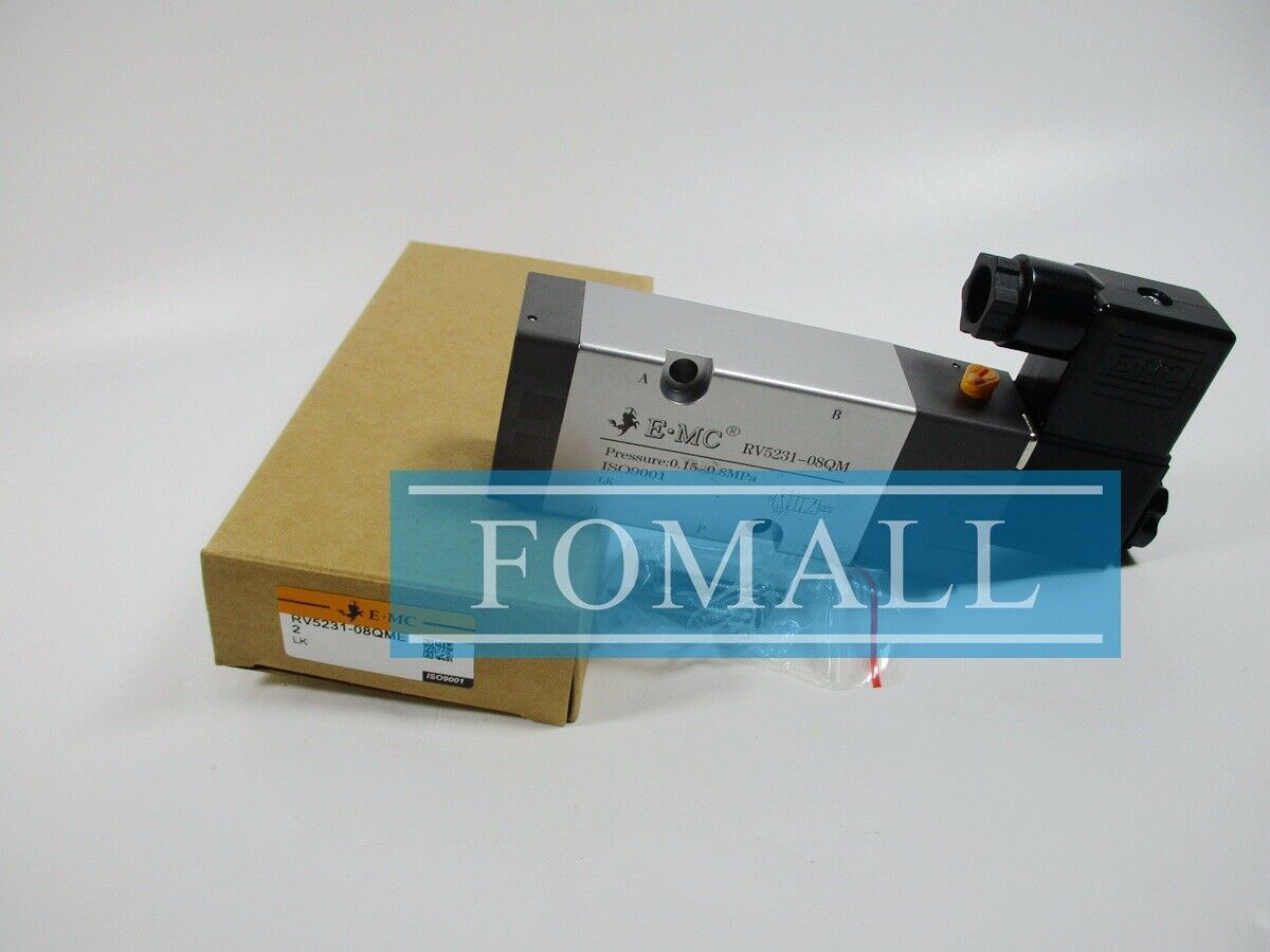 1 Pc. New solenoid valve RV5231-08QM DC24V AC220V