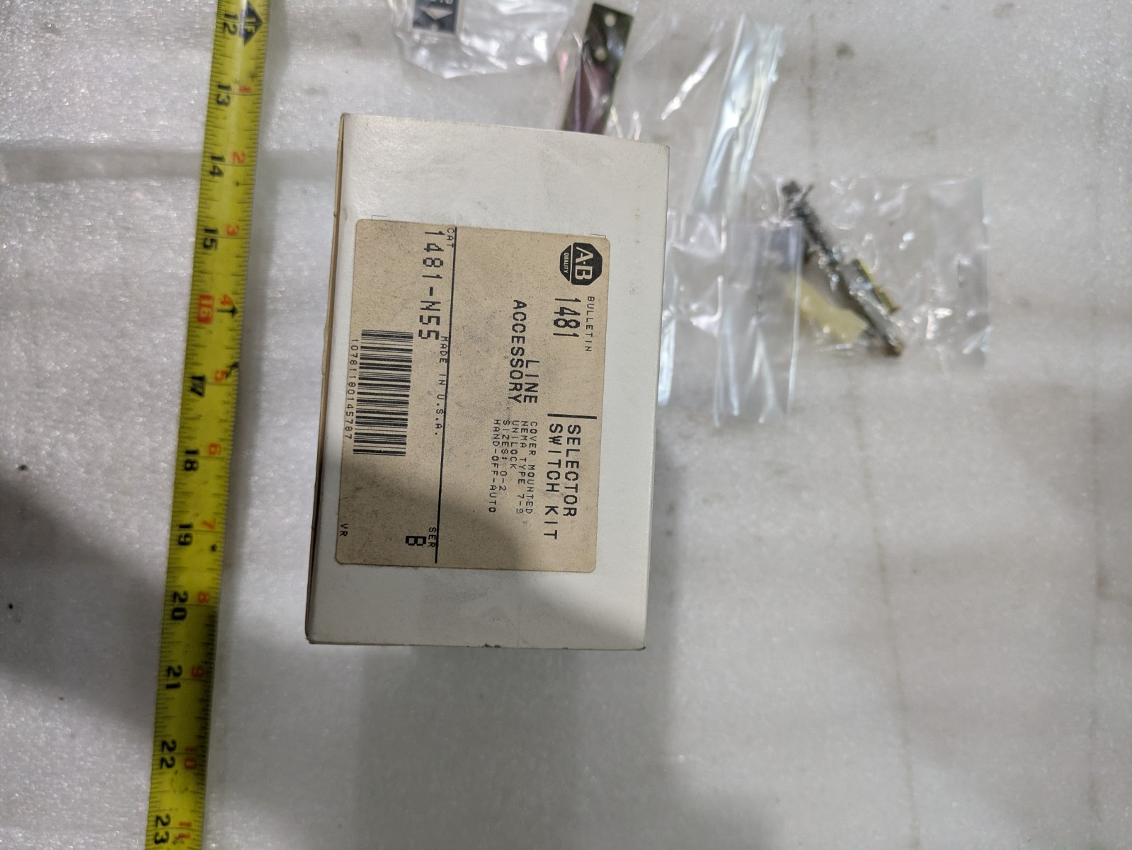 Allen Bradley 1481-N55 Ser B Selector Switch Unit Industrial Control 800 Series