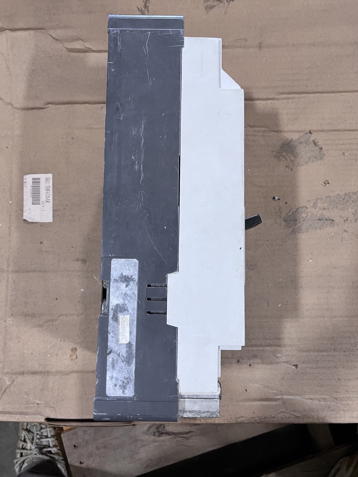 Cutler-Hammer Circuit Breaker HND3800T33W