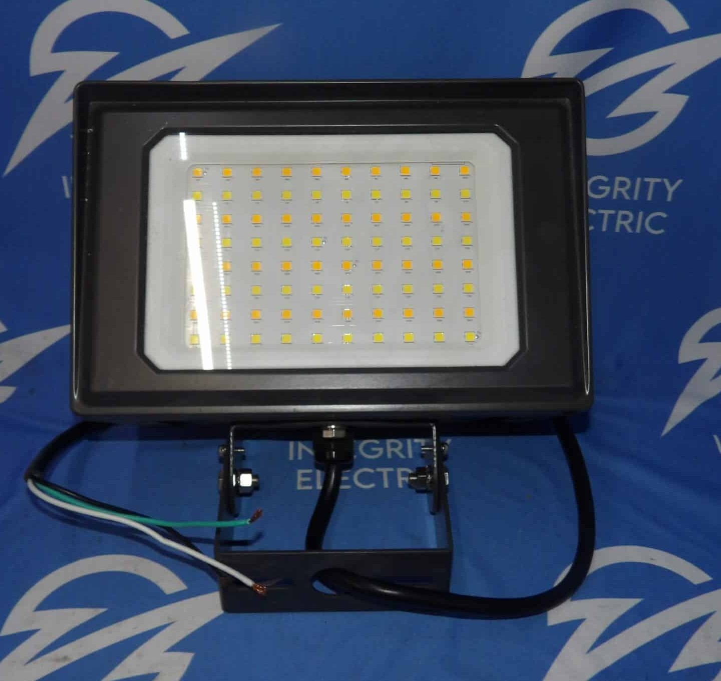 NIB Atlas American Lighting HSXW8-16LT Hawk 8-16K Selectable Flood Light + 1 …
