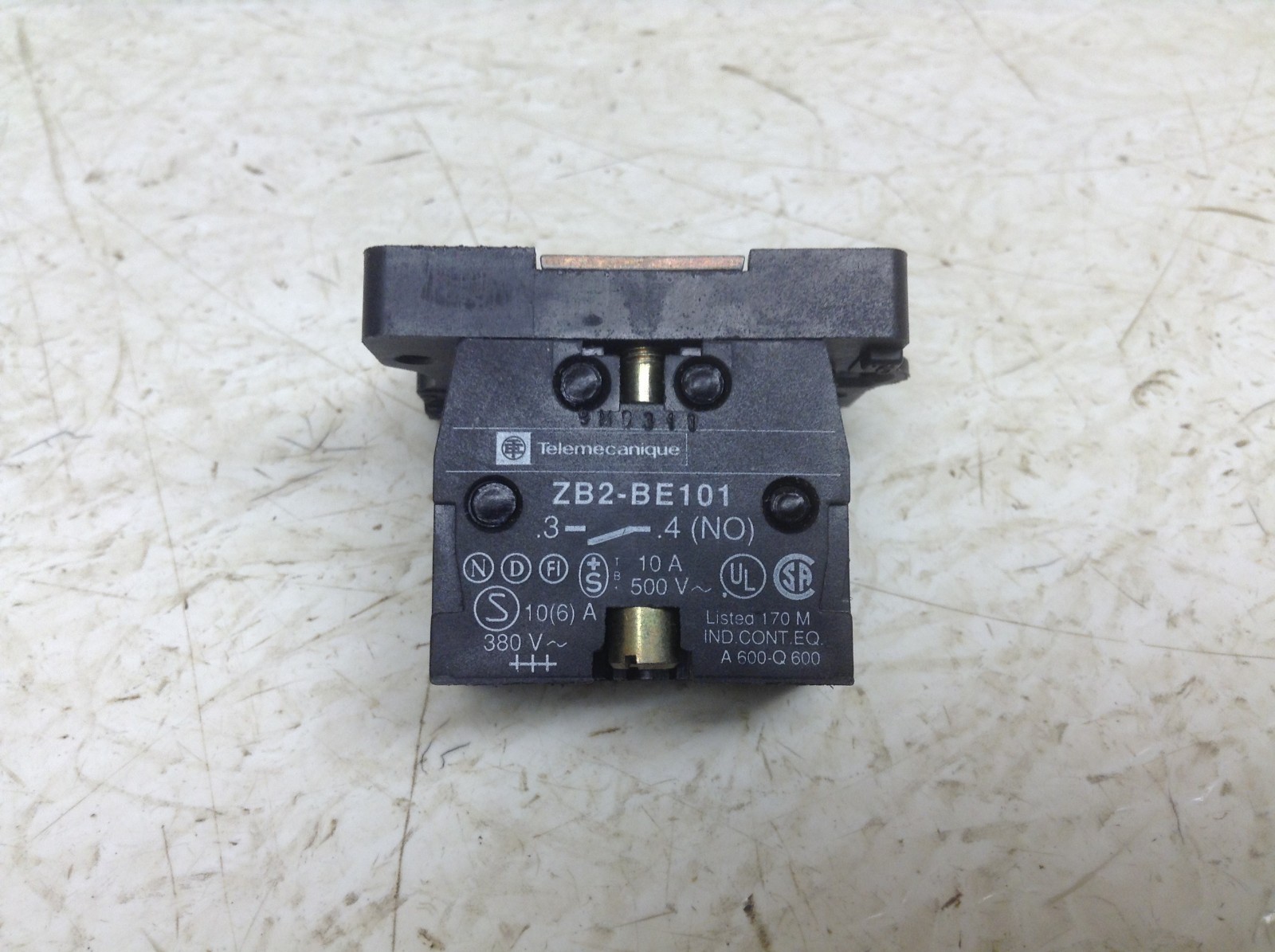 Telemecanique ZB2-BE101 Contact Block ZB2BE101 (TBI)