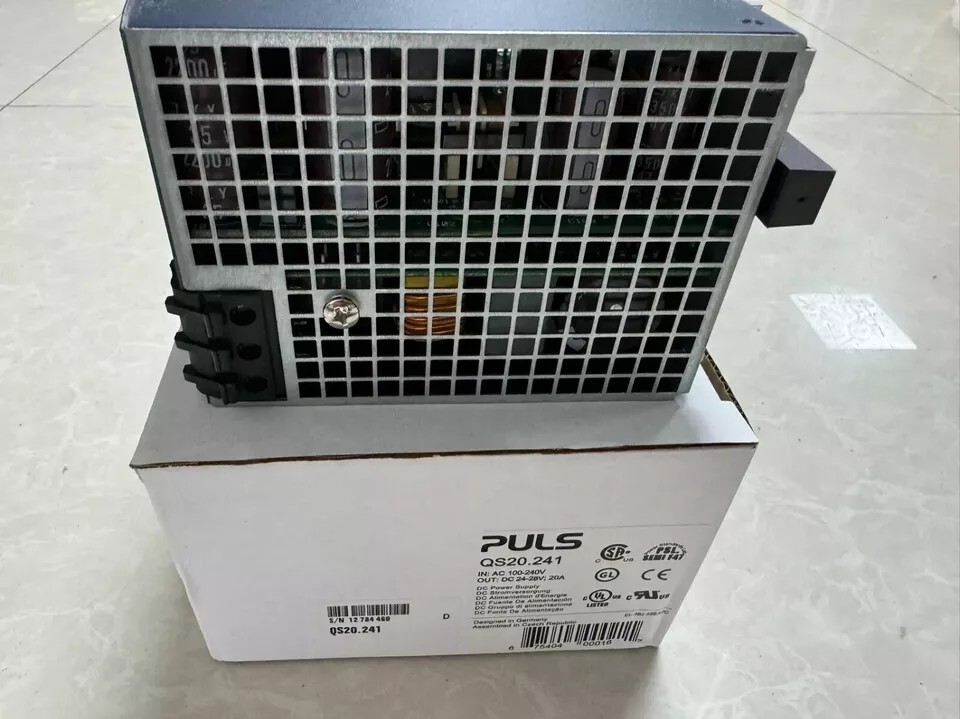 1PCS QS20.241 New In Box 1PCS Free Expedited Ship，free shipping