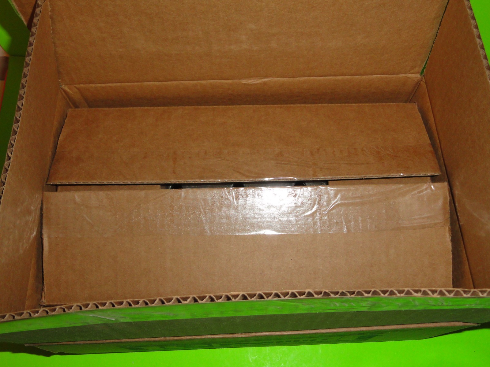 (1) PANDUIT GB2B0306TPI-1 Tin Plated Copper Grounding Busbar 1/4″x 2″ x 12″ NOS