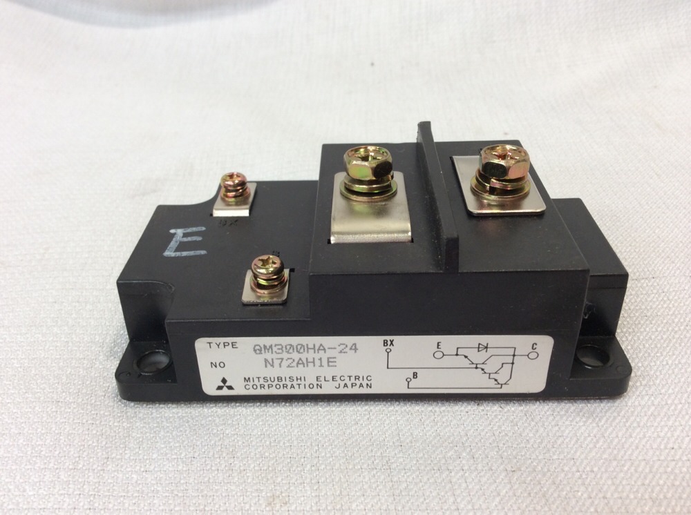 NEW Mitsubishi Electric QM300HA-24 Transistor Module 300A 1200V