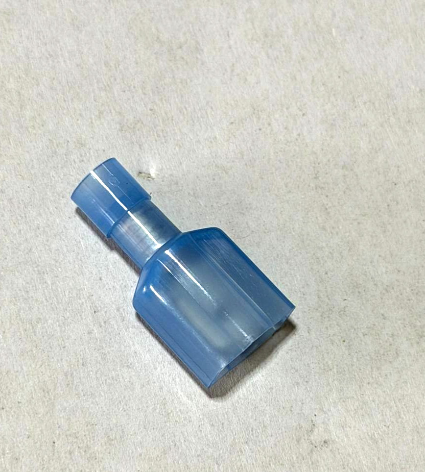 500 Pcs Del City 834005 Nylon Push-On Terminal Male Fully Insulated 16-14 GA