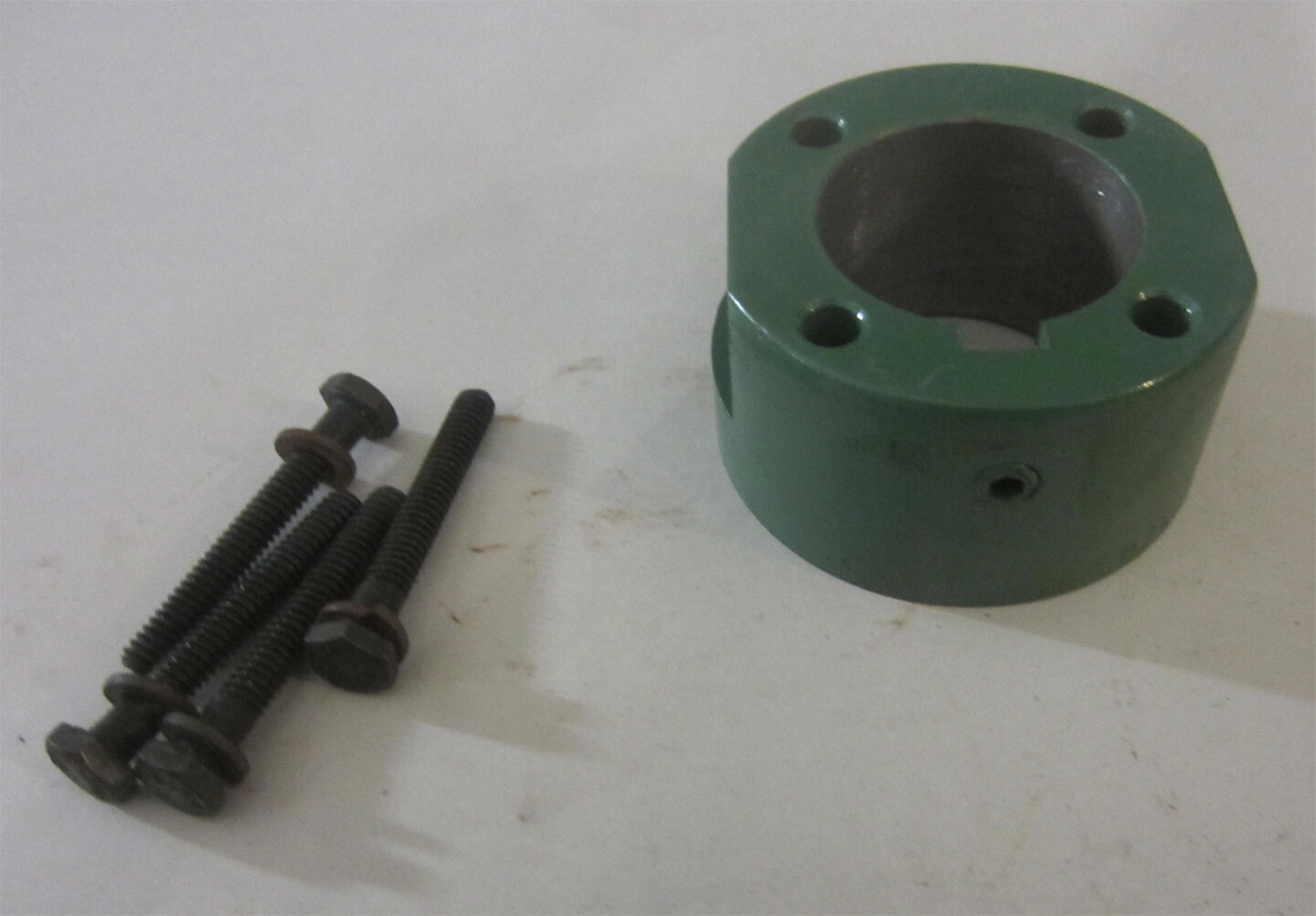 Woods Size 7, 1-5/8″ Bore Spacer Hub, Model 7SC-H x 1-5/8, New