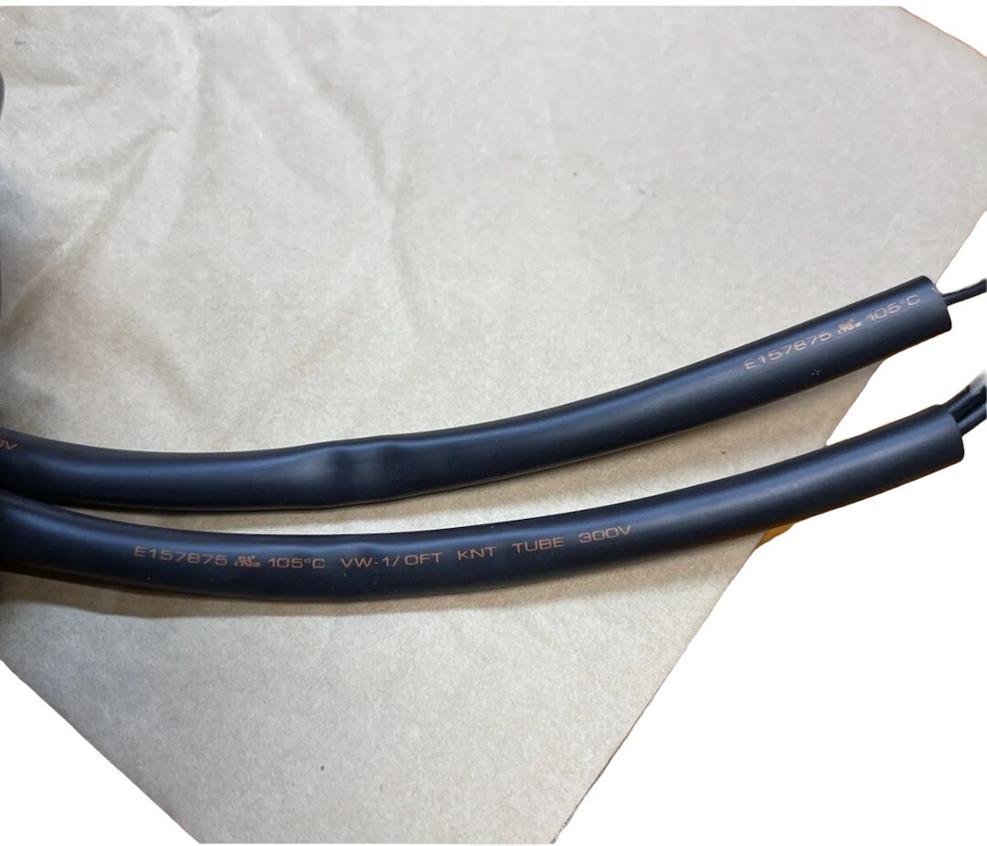 E157875 vw-1/oft knt tube 300v wire