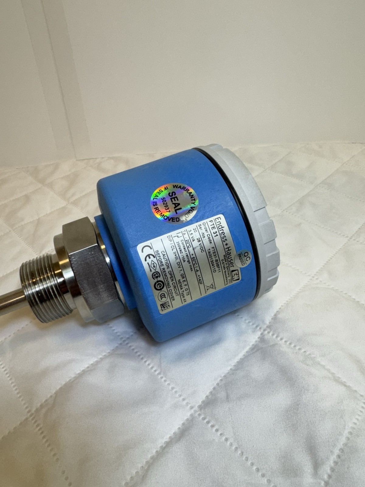 ENDRESS + Hauser FTE31-B3BF11 Soliswitch FTE31 TA00130411D 20/28VDC CONT 250 10A