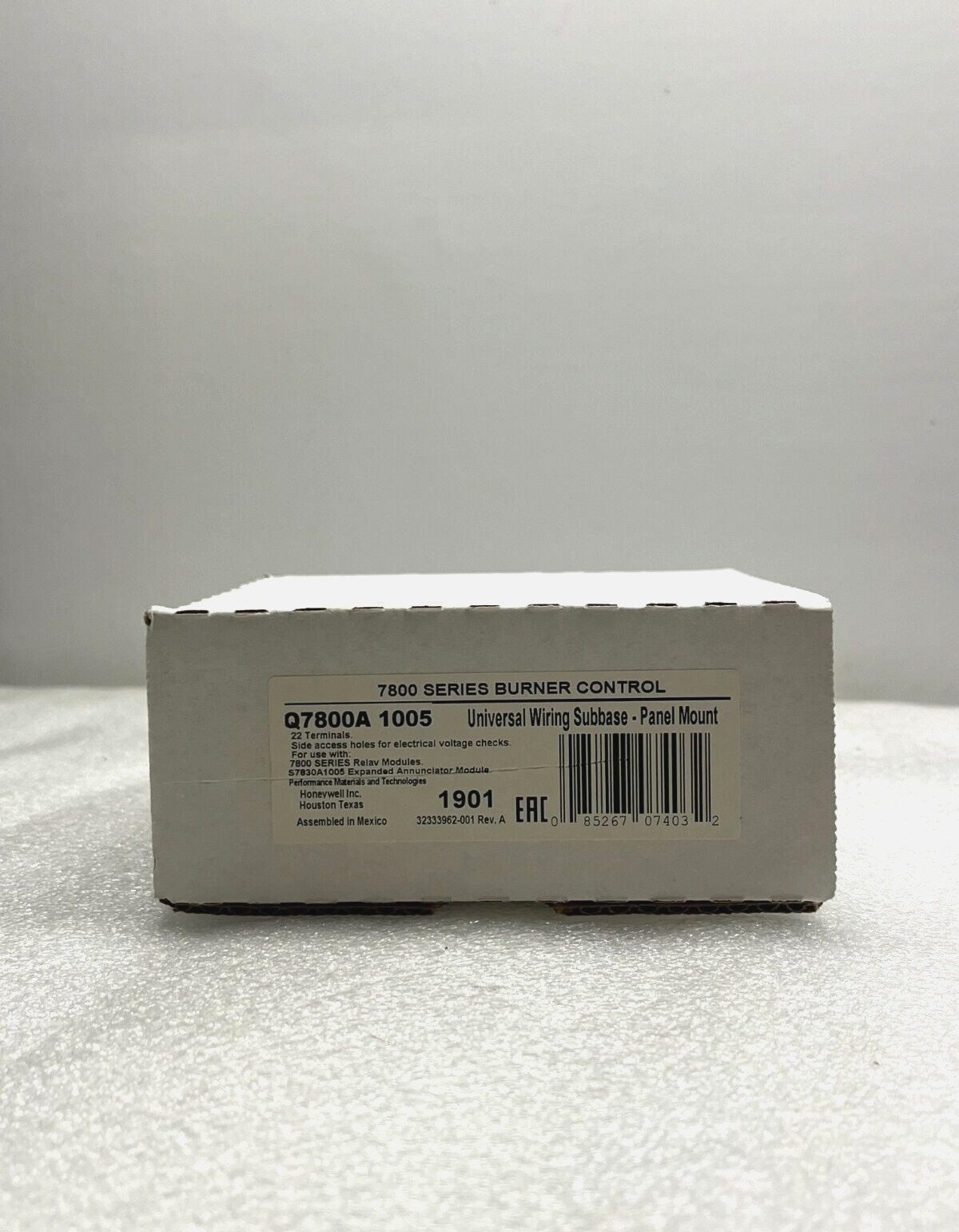 New NIB Honeywell Q7800A 1005 22 Terminal Universal Wiring Subbase- Panel Mount