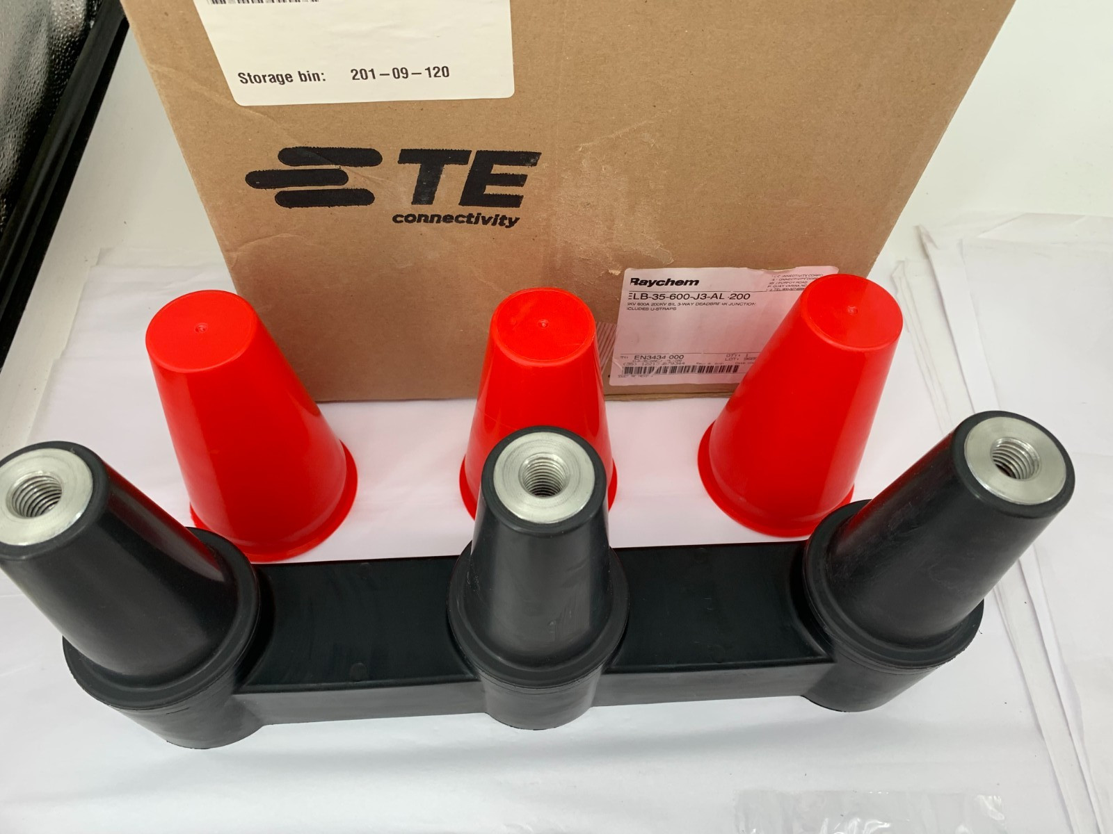 TE Connectivity ELB-35-600-J3-AL-200 Raychem Deadbreak Junction 35kV 600A 3-PT