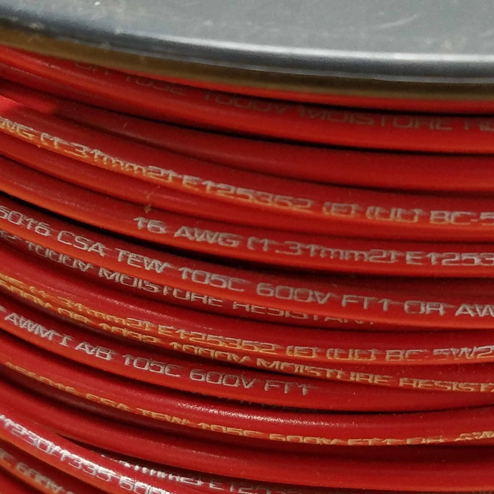 Coleman Cable 41102, 16(26/30)MTW Red Wire – NEW